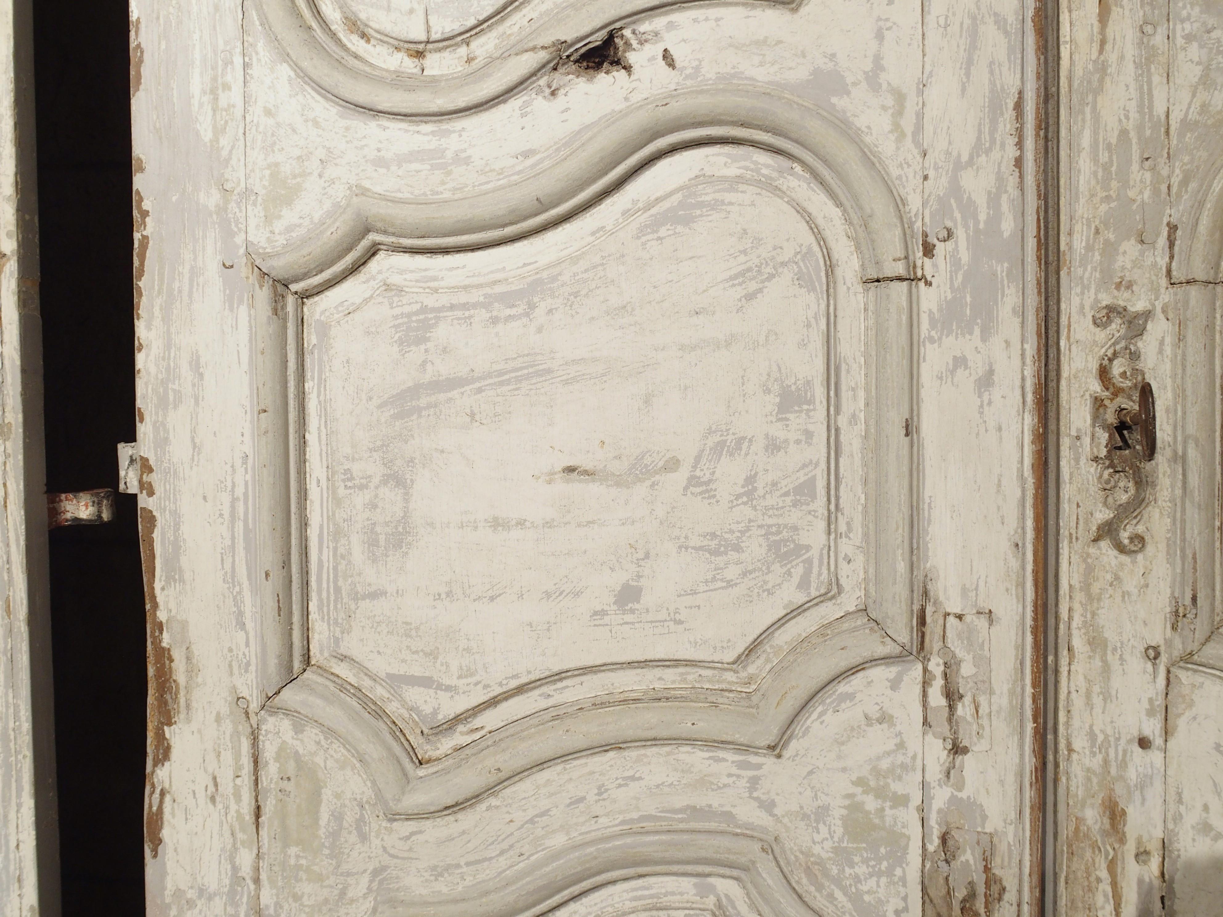 Conjunto de cuatro puertas interiores pintadas del siglo XVIII procedentes de Provenza, Francia 1