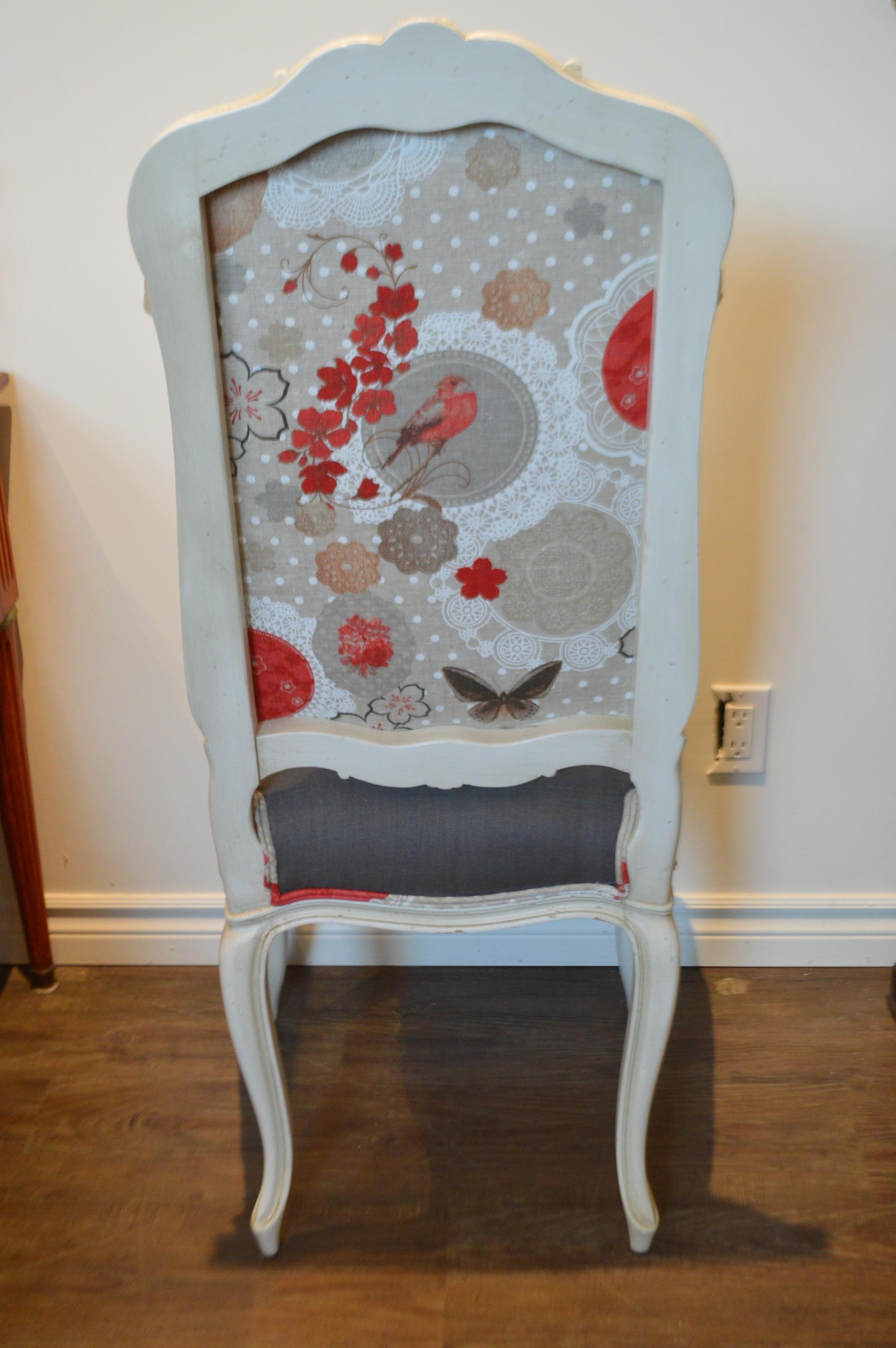 Italian Set of Four Painted Dining Chairs, Hand Carved, Painted, Upholstered in Linen For Sale