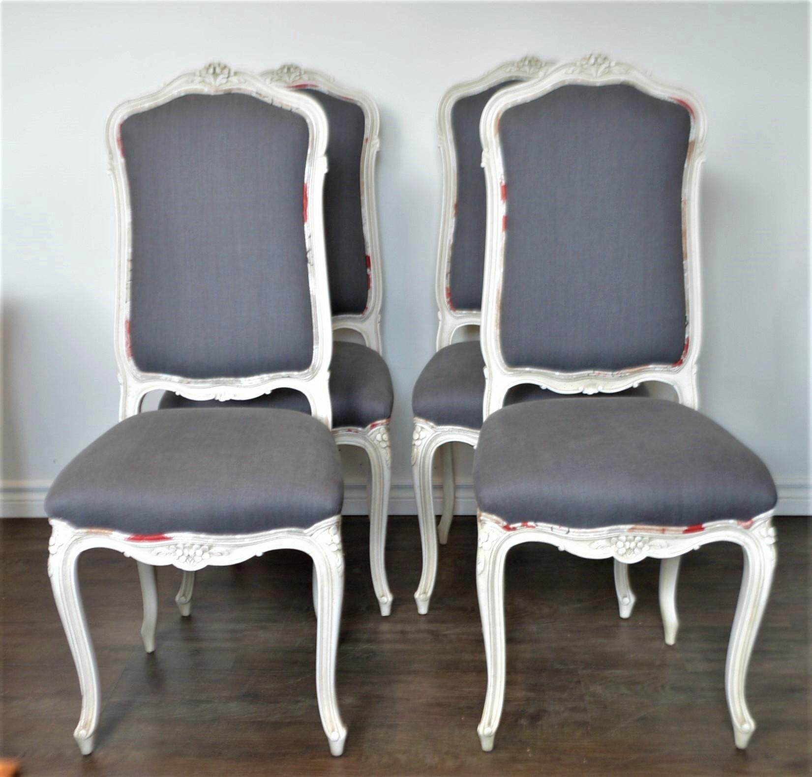 20th Century Set of Four Painted Dining Chairs, Hand Carved, Painted, Upholstered in Linen For Sale