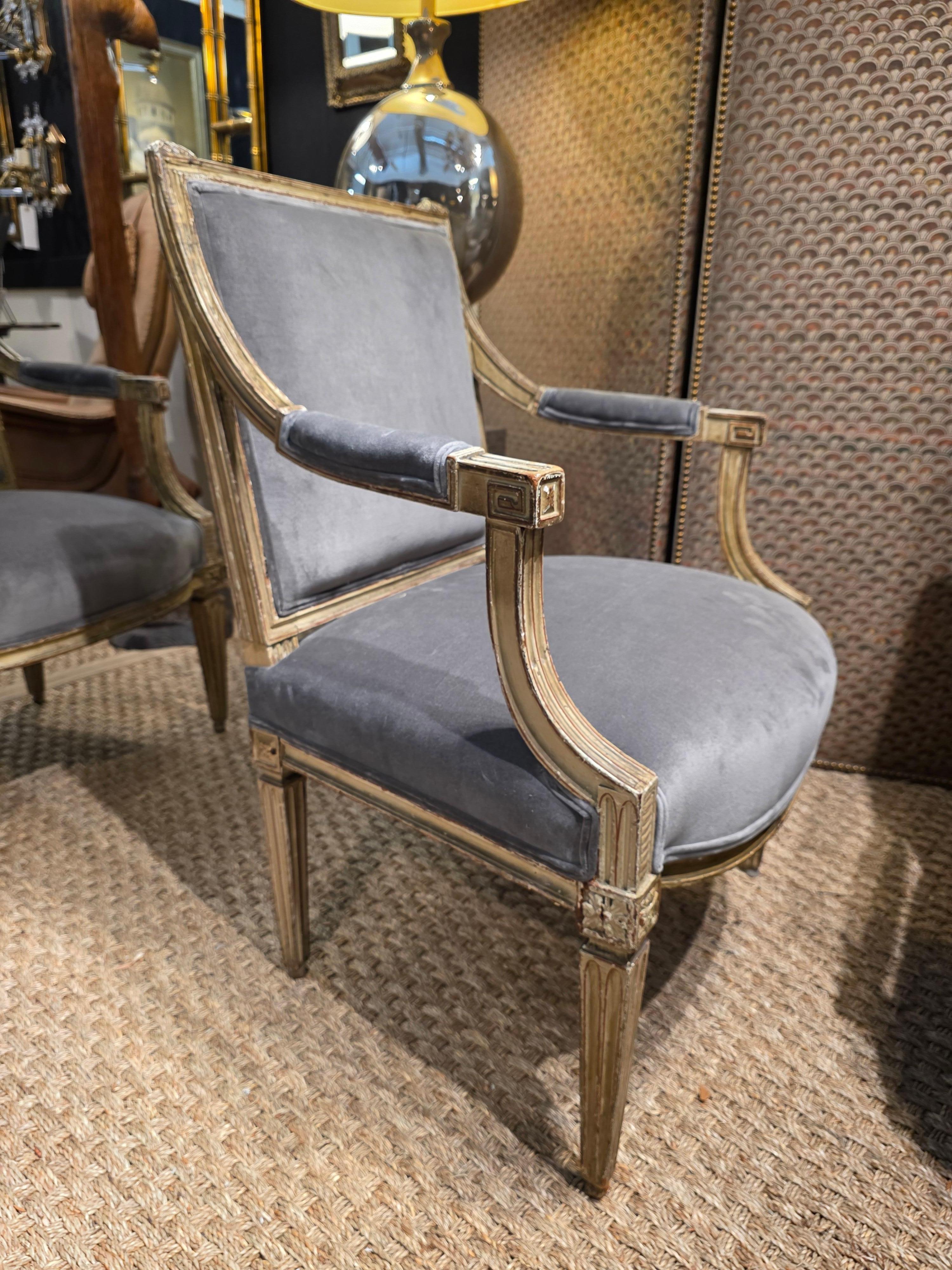 Set of Four Painted Neoclassical Armchairs 18th Century For Sale 13