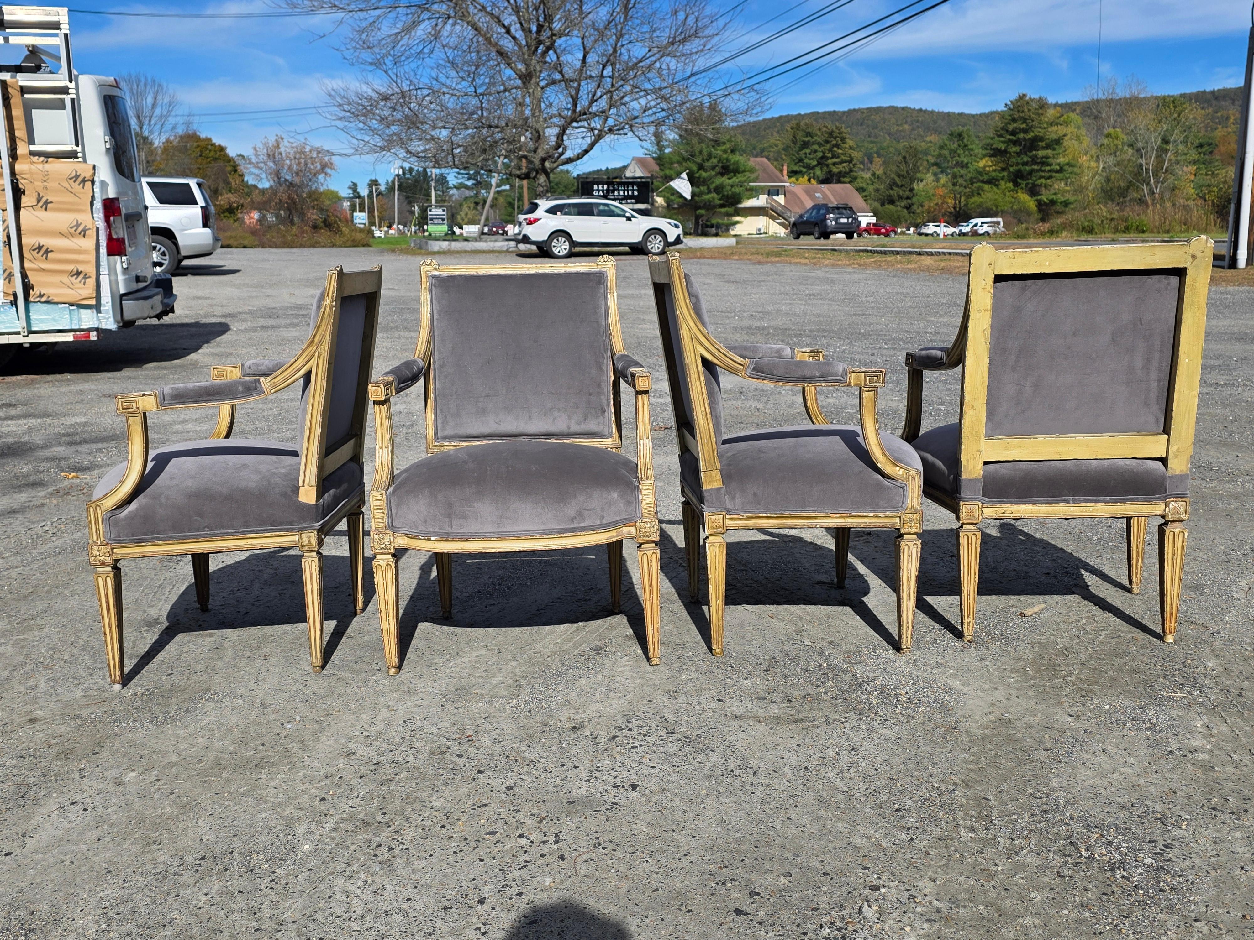 Set of Four Painted Neoclassical Armchairs 18th Century For Sale 2