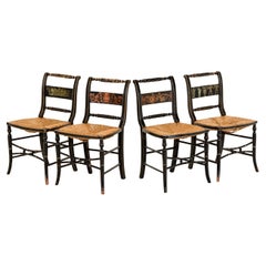 Set di quattro sedie dipinte del periodo Regency