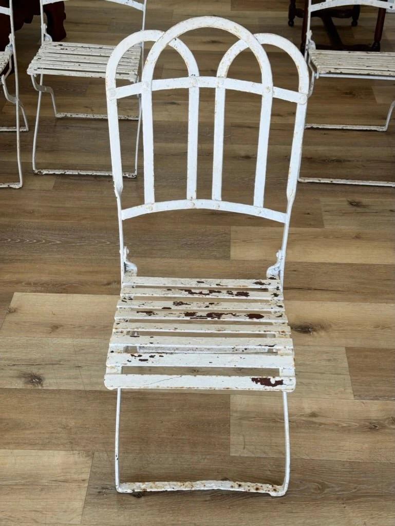Francese Set di quattro sedie da caffè parigine in vendita