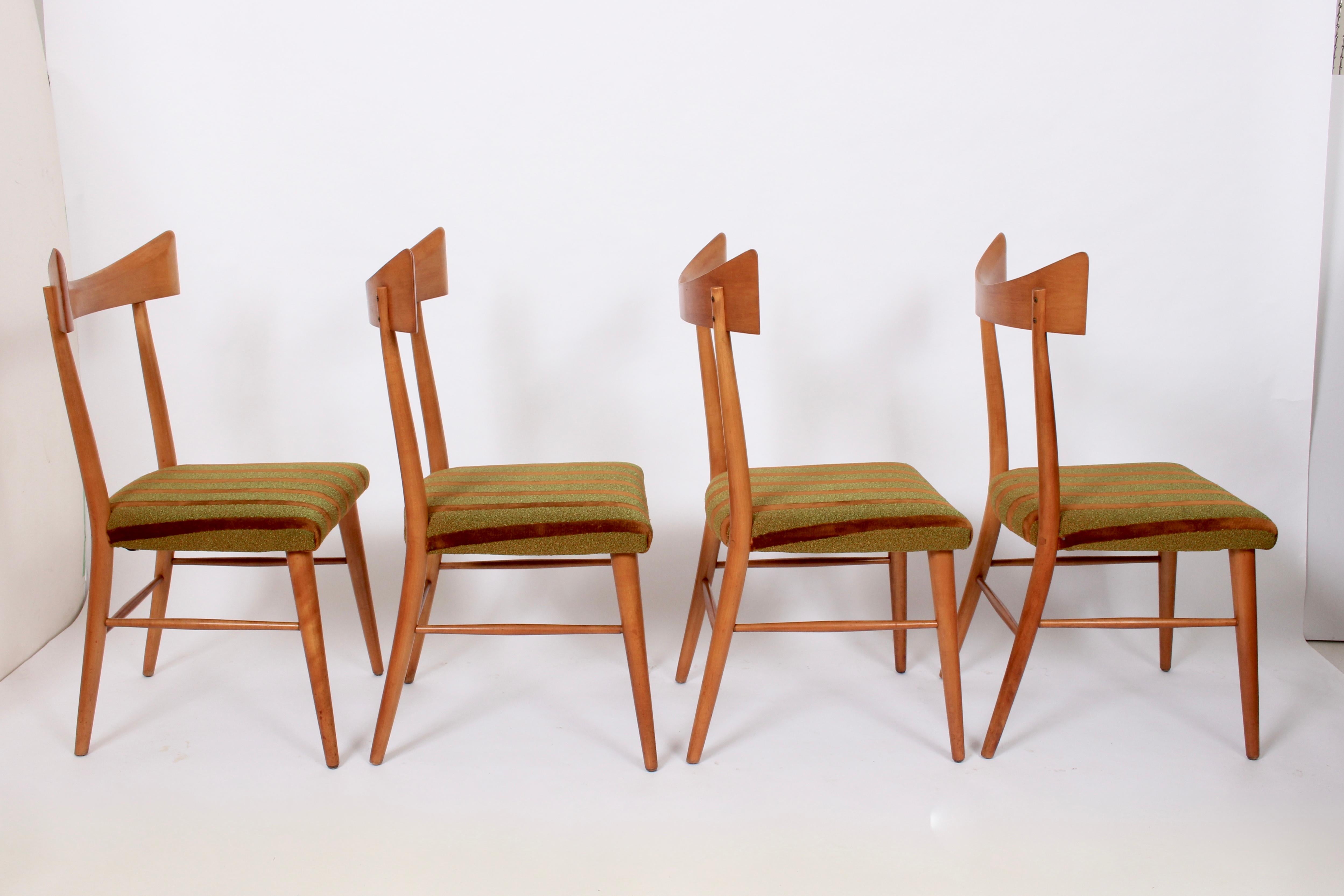 Paul McCobb Planner Group for Winchendon set of four 1534 Maple Side Chairs. Featuring fine American Mid-Century Modern design, graceful lines, comfort and sturdy support. With original finish and period upholstery.  As seen in the 