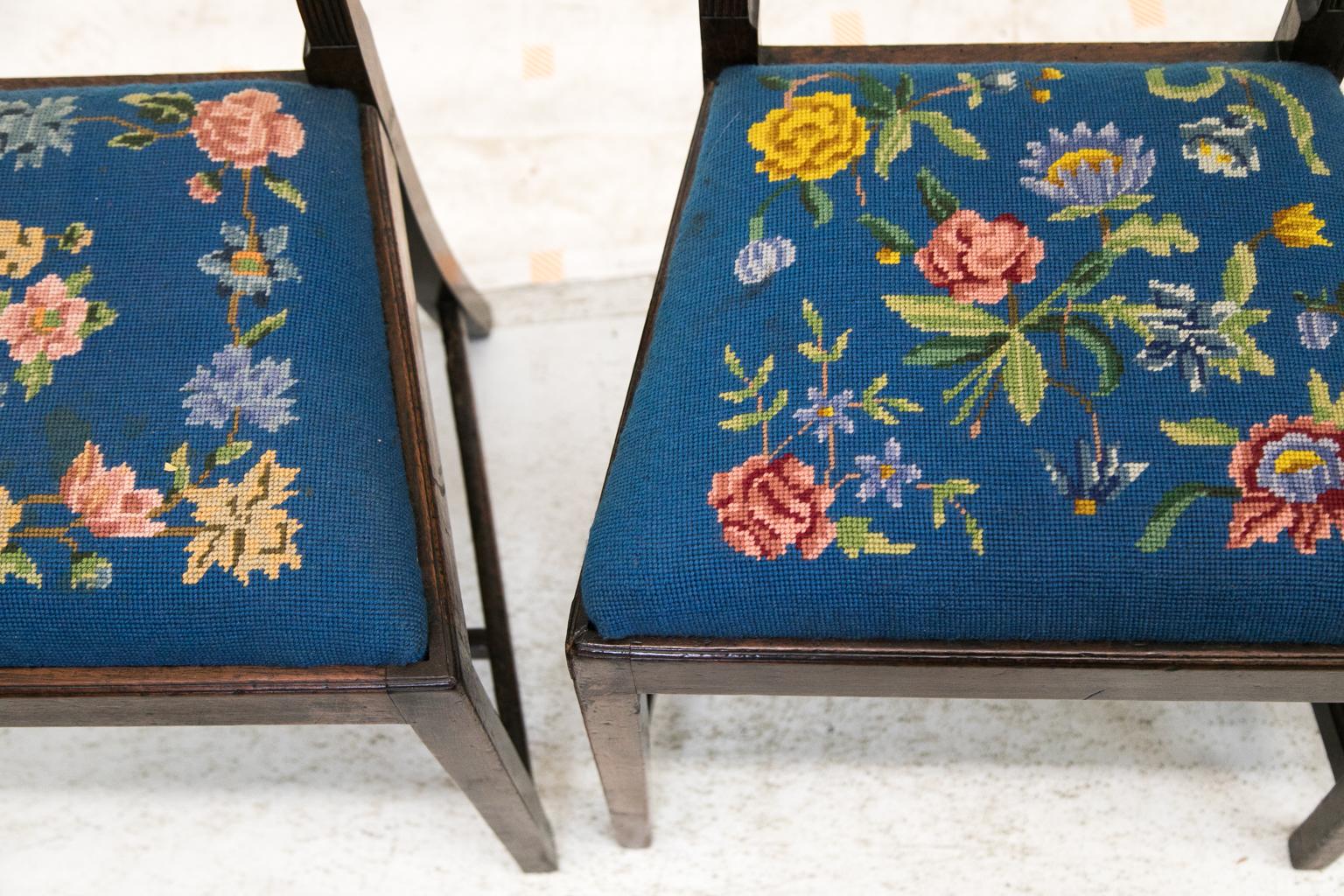 Hand-Carved Set of Four Period English Hepplewhite Chairs For Sale