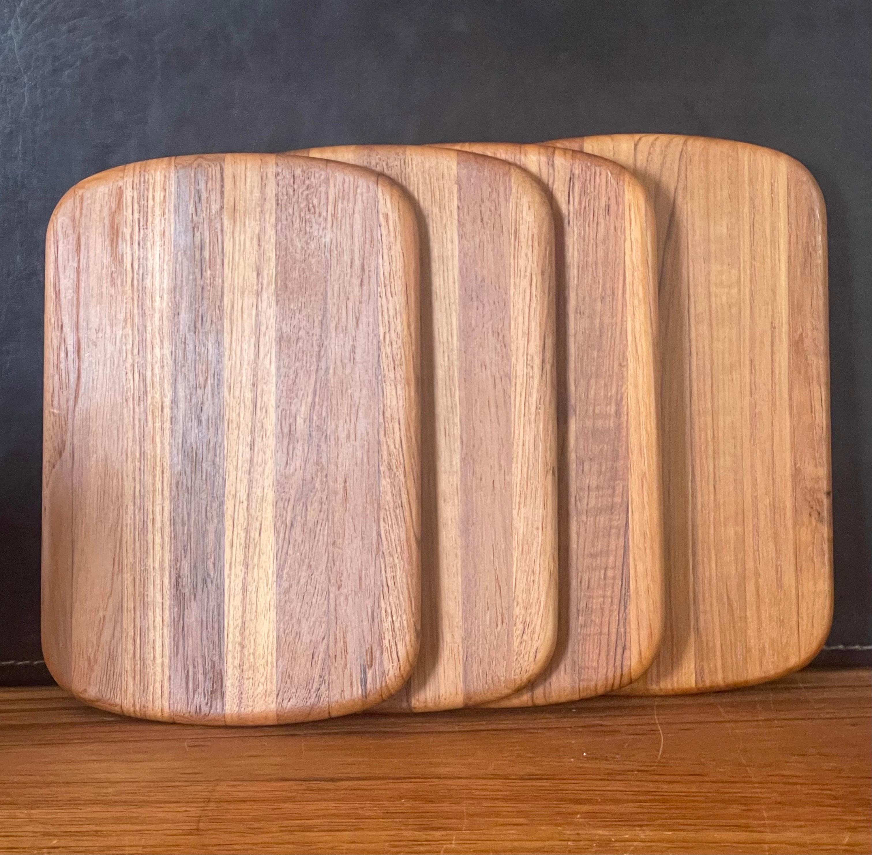 Set of Four Petite Danish Modern Teak Butcher Block Cutting Boards For Sale 2