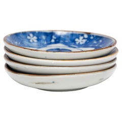 Juego de cuatro platitos japoneses azules y blancos Inban