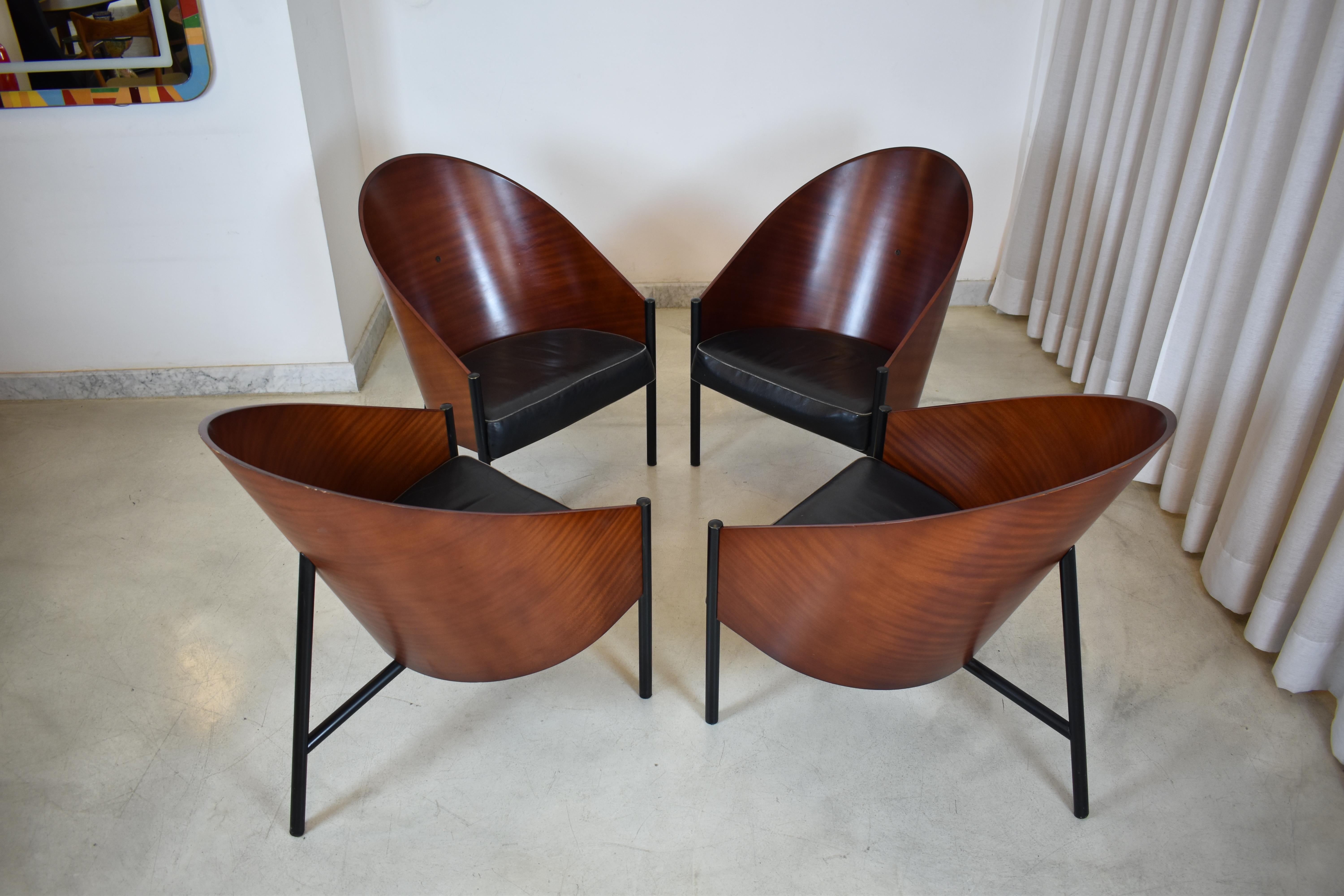 Der 1980 von dem berühmten Philippe Starck entworfene Pratfall-Sessel ist ein Juwel des modernen Designs. Diese erste Ausgabe verbindet Minimalismus und Funktionalität und spiegelt den avantgardistischen Stil von Starck wider. Er ist aus