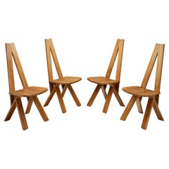 Ensemble de quatre chaises de salle à manger S45 en orme massif Pierre Chapo, France, années 1970