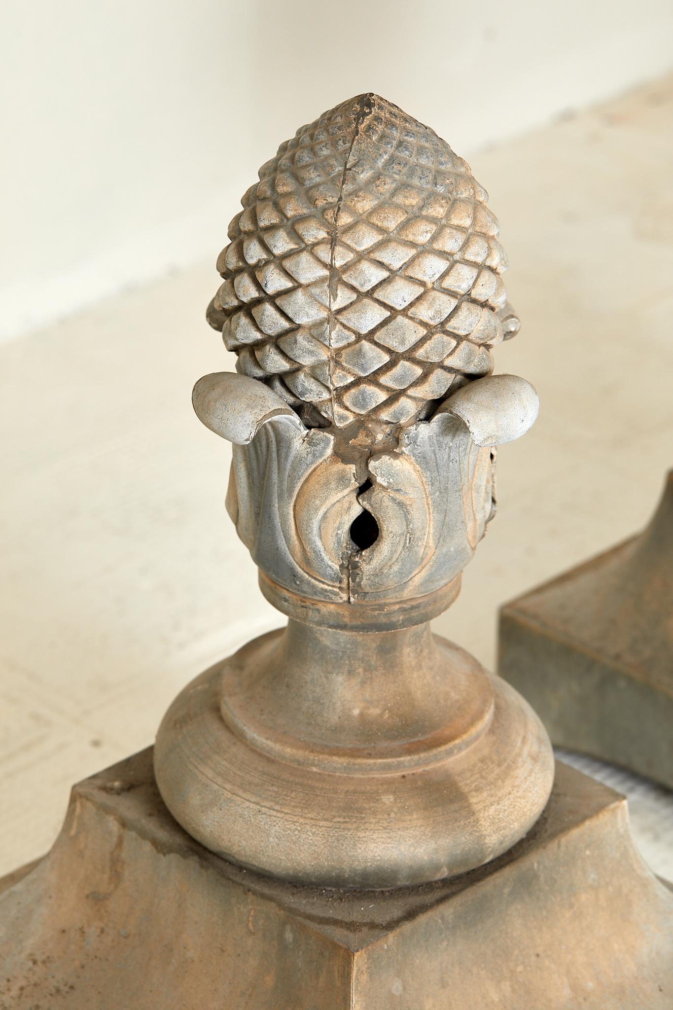 Set of four pine cone-shaped finials, zinc, circa 1990, France. In Good Condition For Sale In Nice, Cote d' Azur