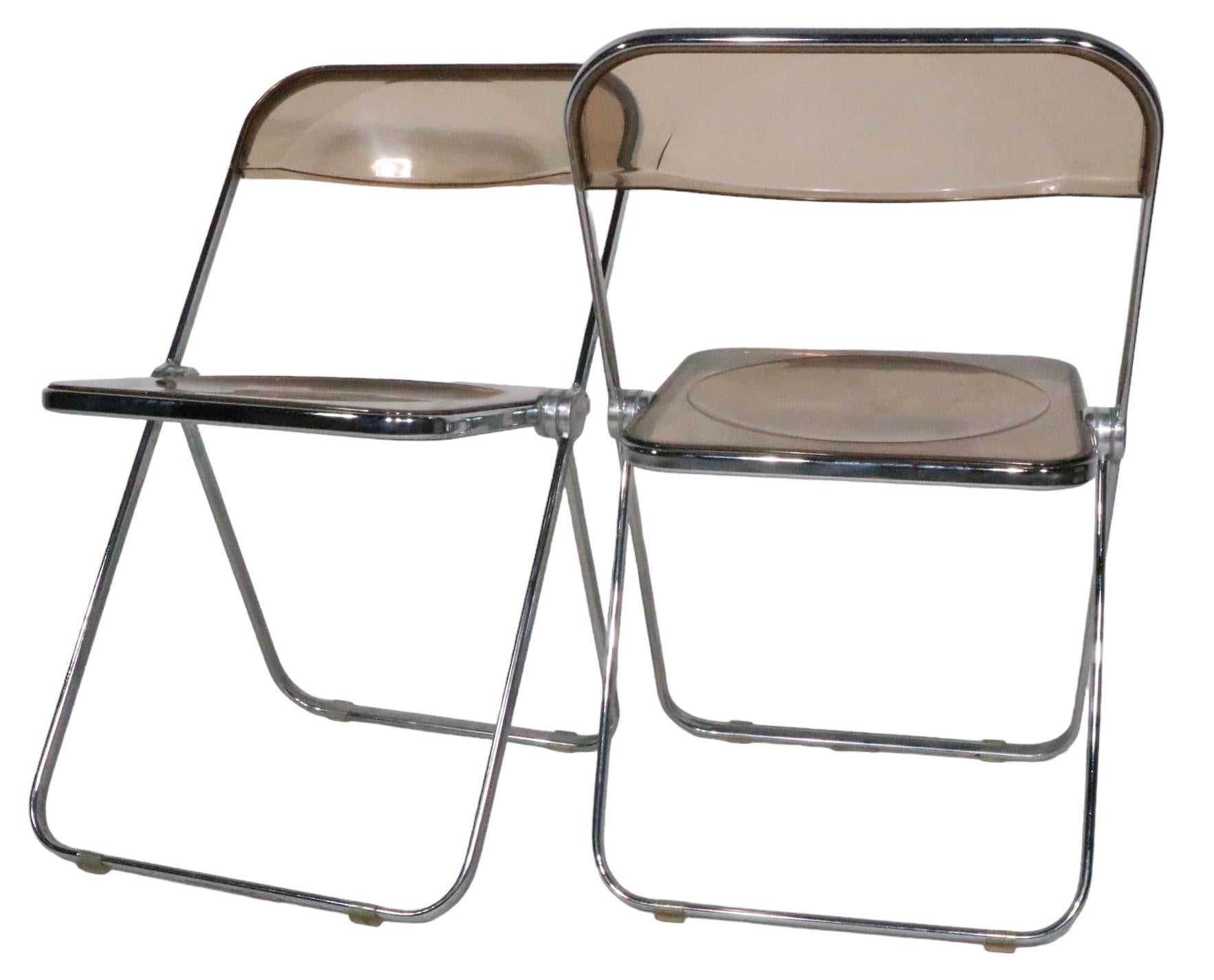 Set of Four Plia Folding Chairs by Giancarlo Piretti for Castelli, circa 1970s In Good Condition For Sale In New York, NY