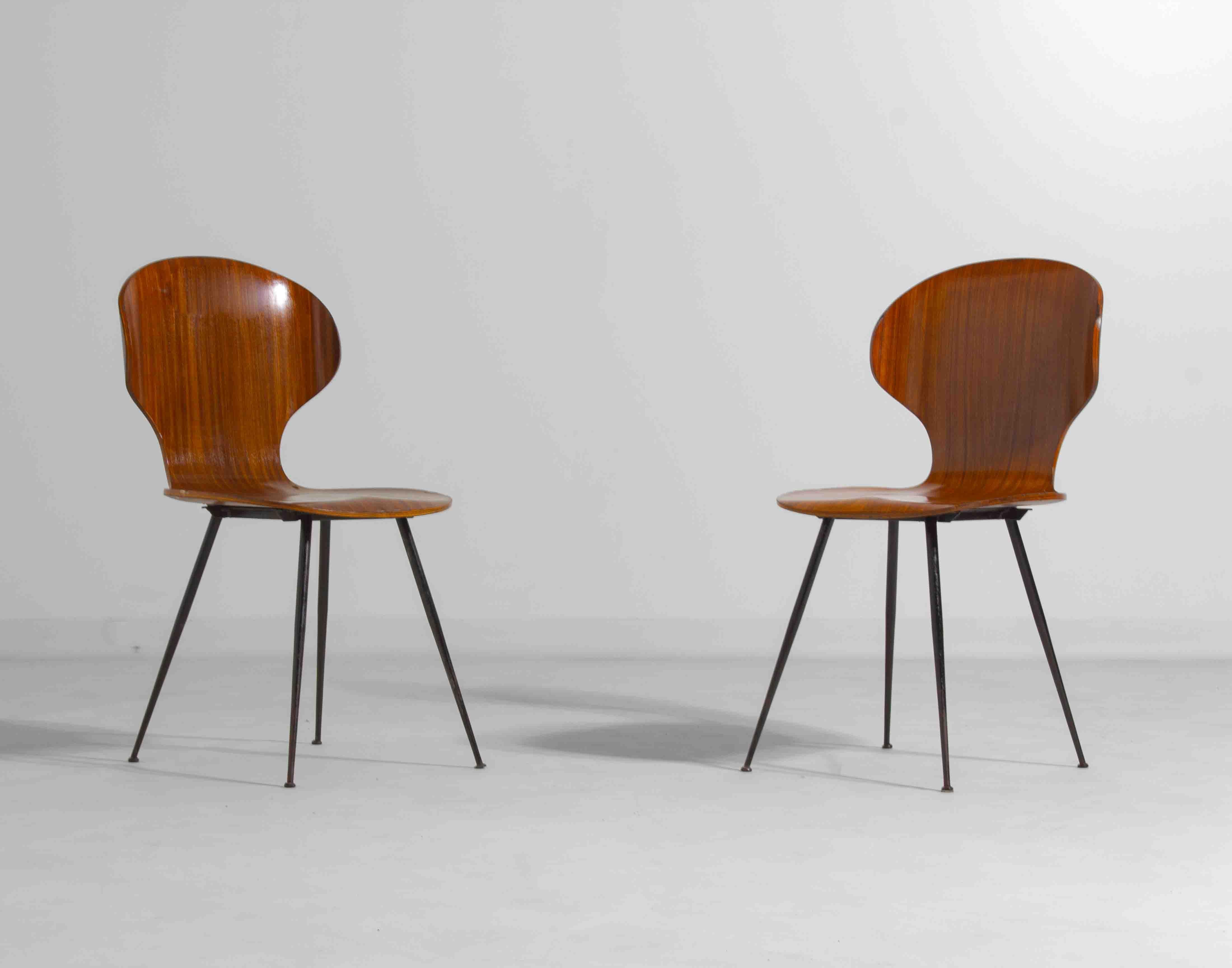 Mid-20th Century Set of four plywood 'Lulli' chairs by Carlo Ratti, Italy, 1950s For Sale