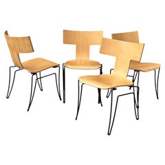 Satz von vier postmodernen „Anziano“-Esszimmerstühlen von John Hutton für Donghia