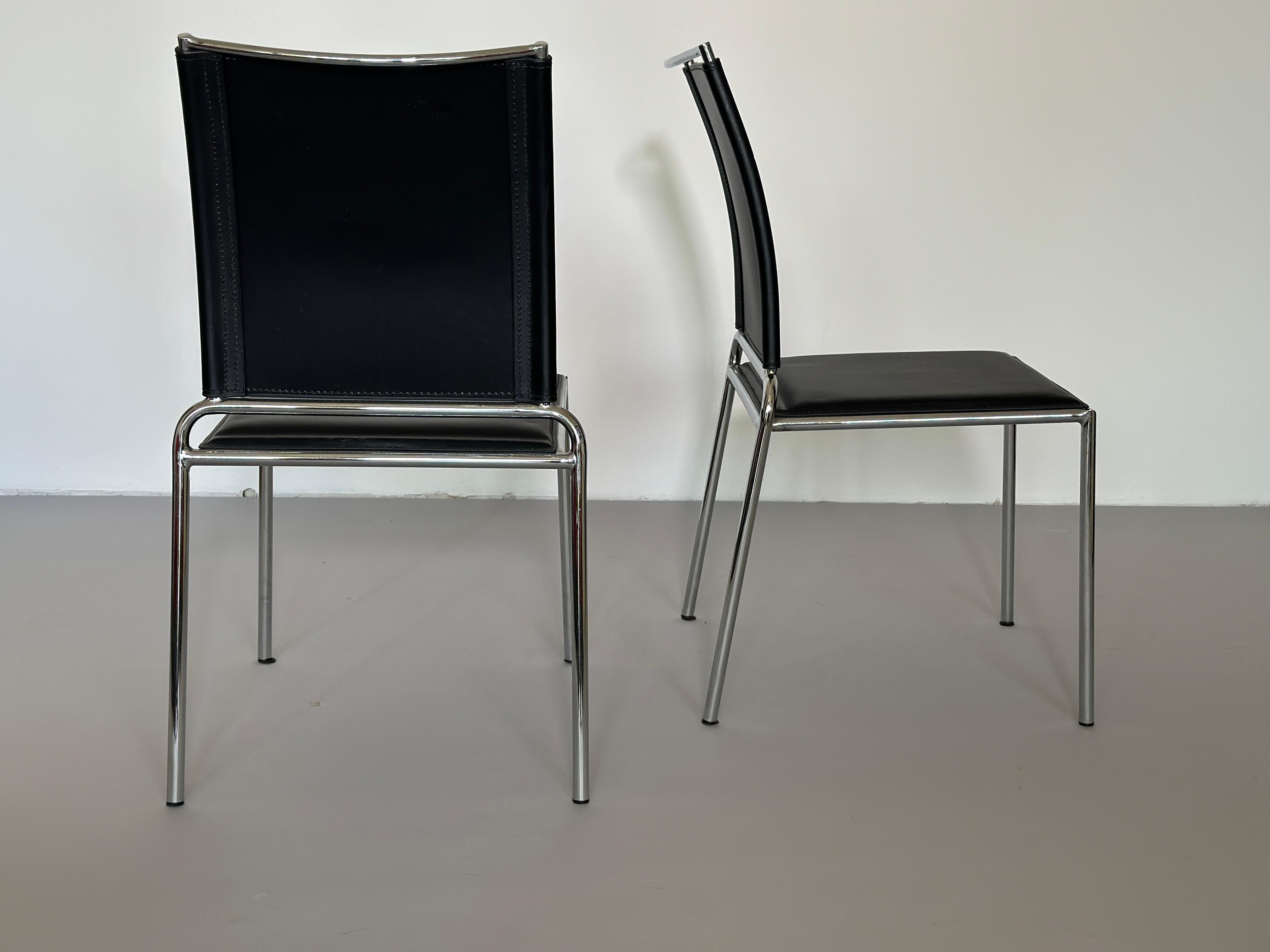 Italian Set of Four Post Modern Dining Chair, 1980s For Sale