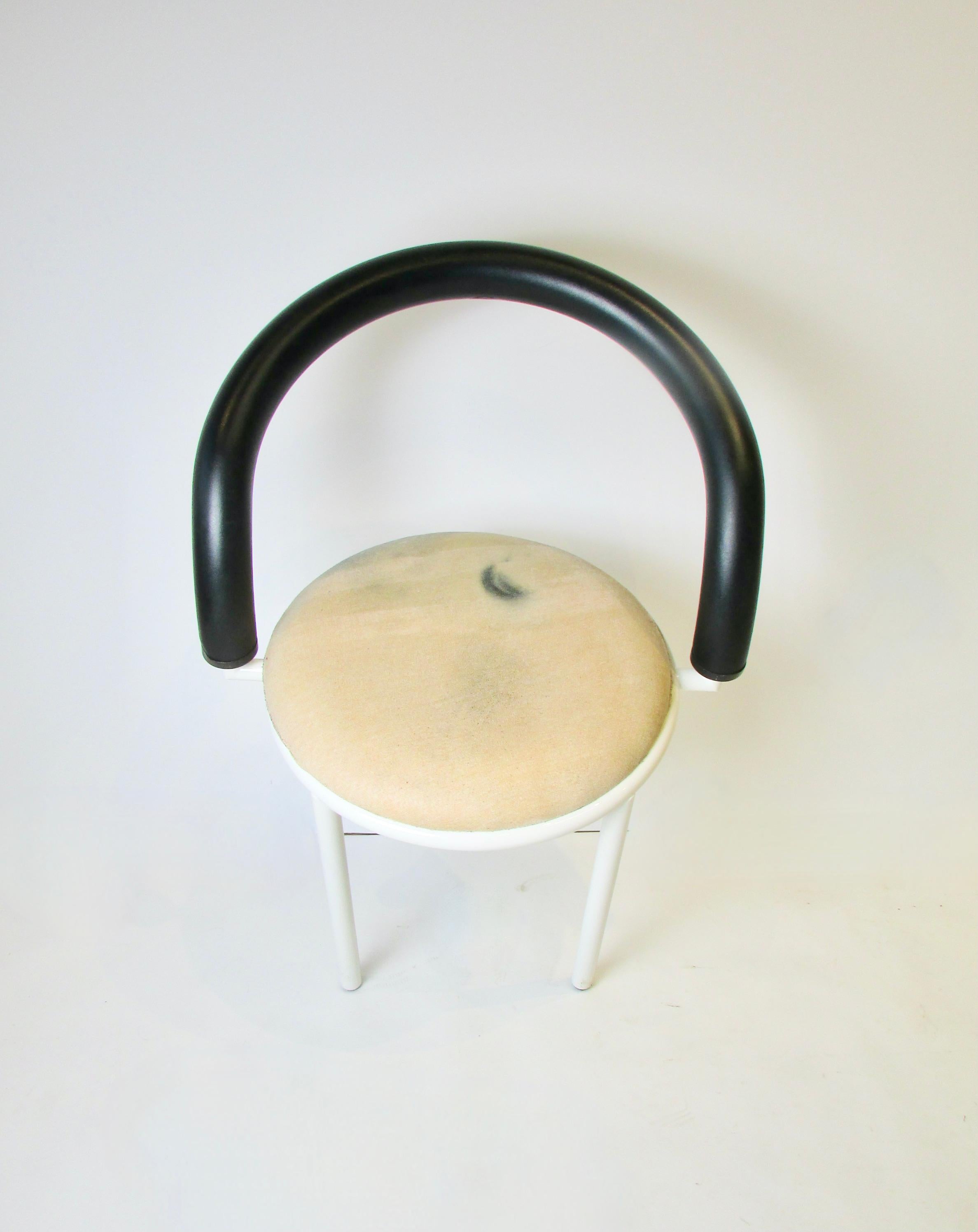 Set of Four Post Modern Memphis Era Anna Anselmi for Bieffeplast Chairs For Sale 4