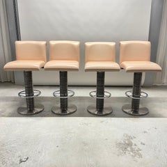 Juego de cuatro taburetes de bar Post Modern Pink Leather & Steel Designs for Leisure, 1992