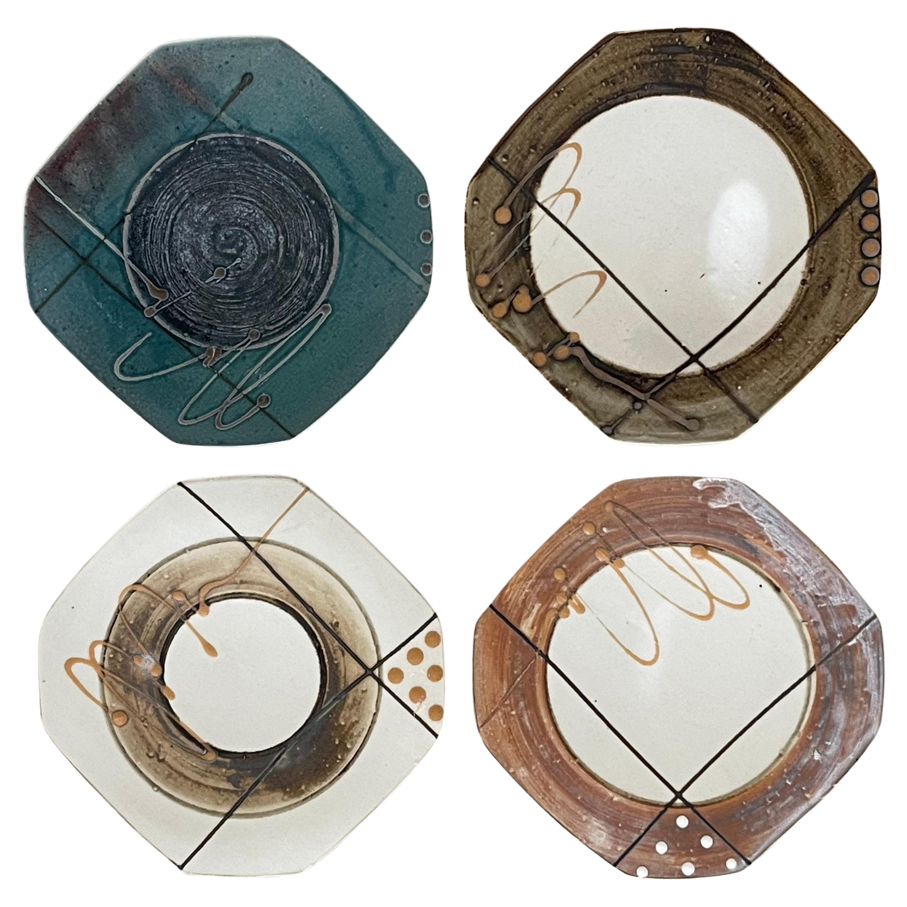 Set of Four Post-Modern Stoneware Plates Signed by Marshall For Sale