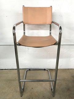 Set of Four Postmodern Tubular Chrome and Saddle Leather Bauhaus Barstools