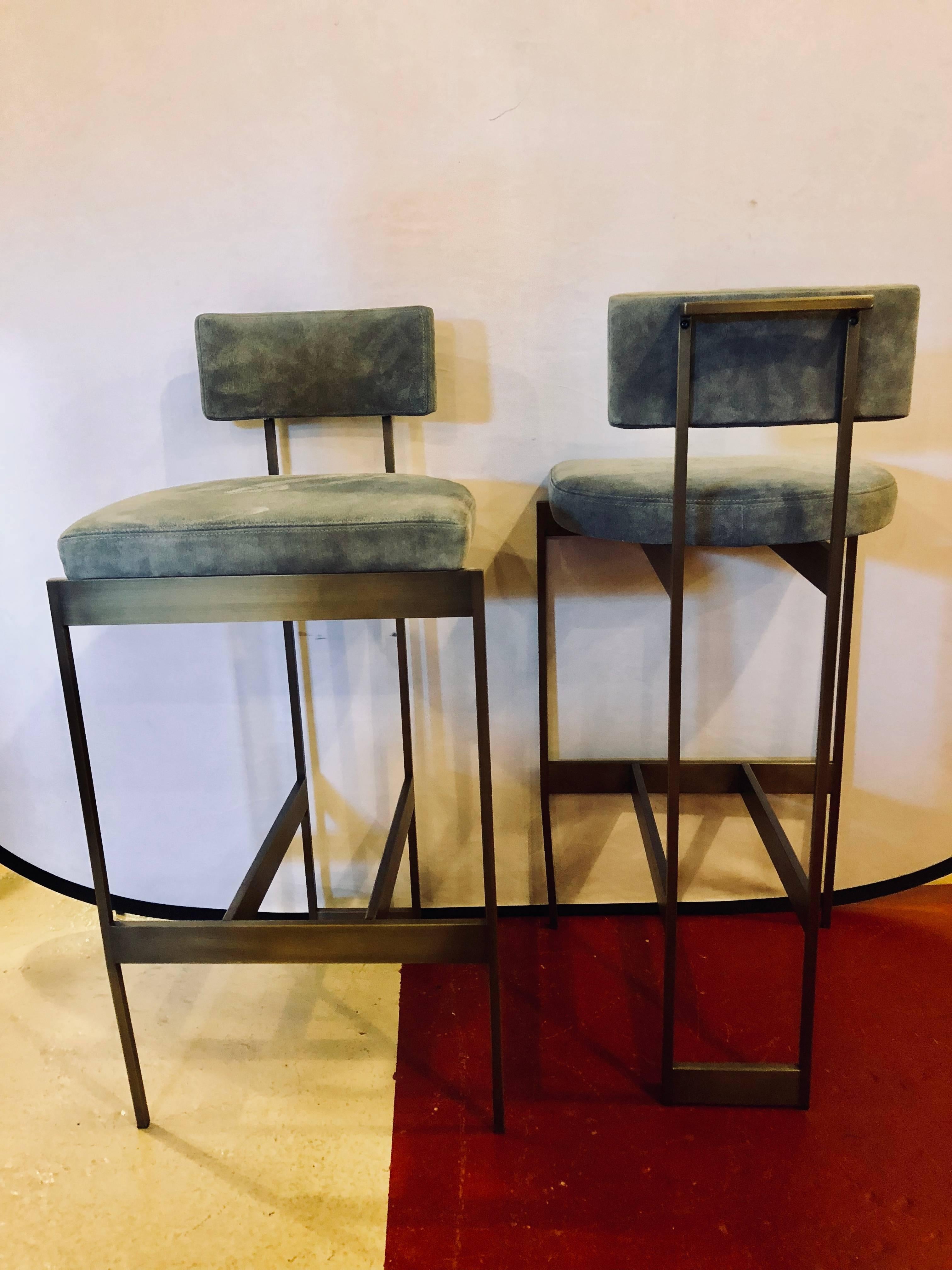 Set of Four Powell And Bonnell 'Alto' Suede Bar Stools 2