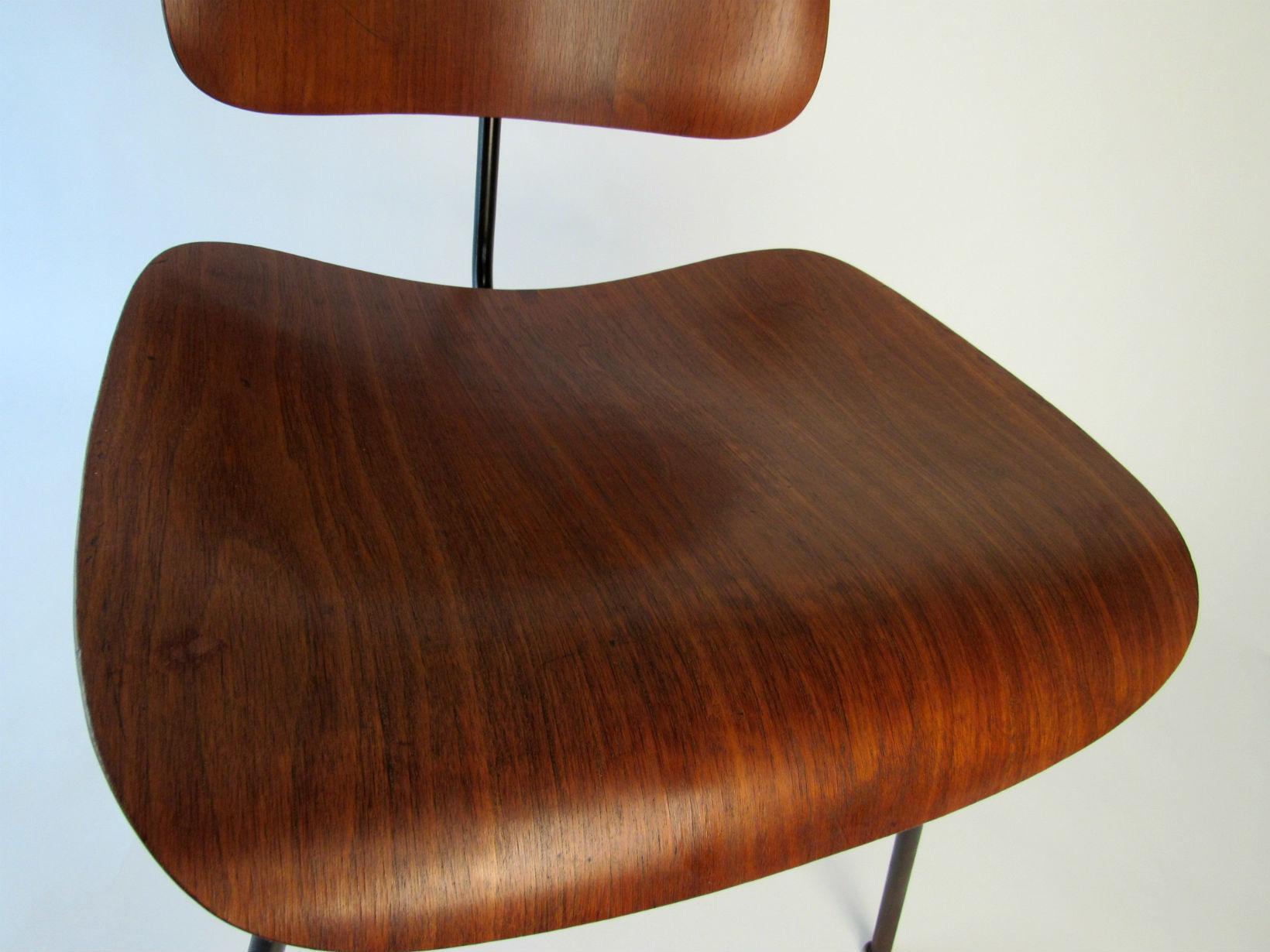 20th Century Early Eames DCM Chairs circa 1955 For Sale