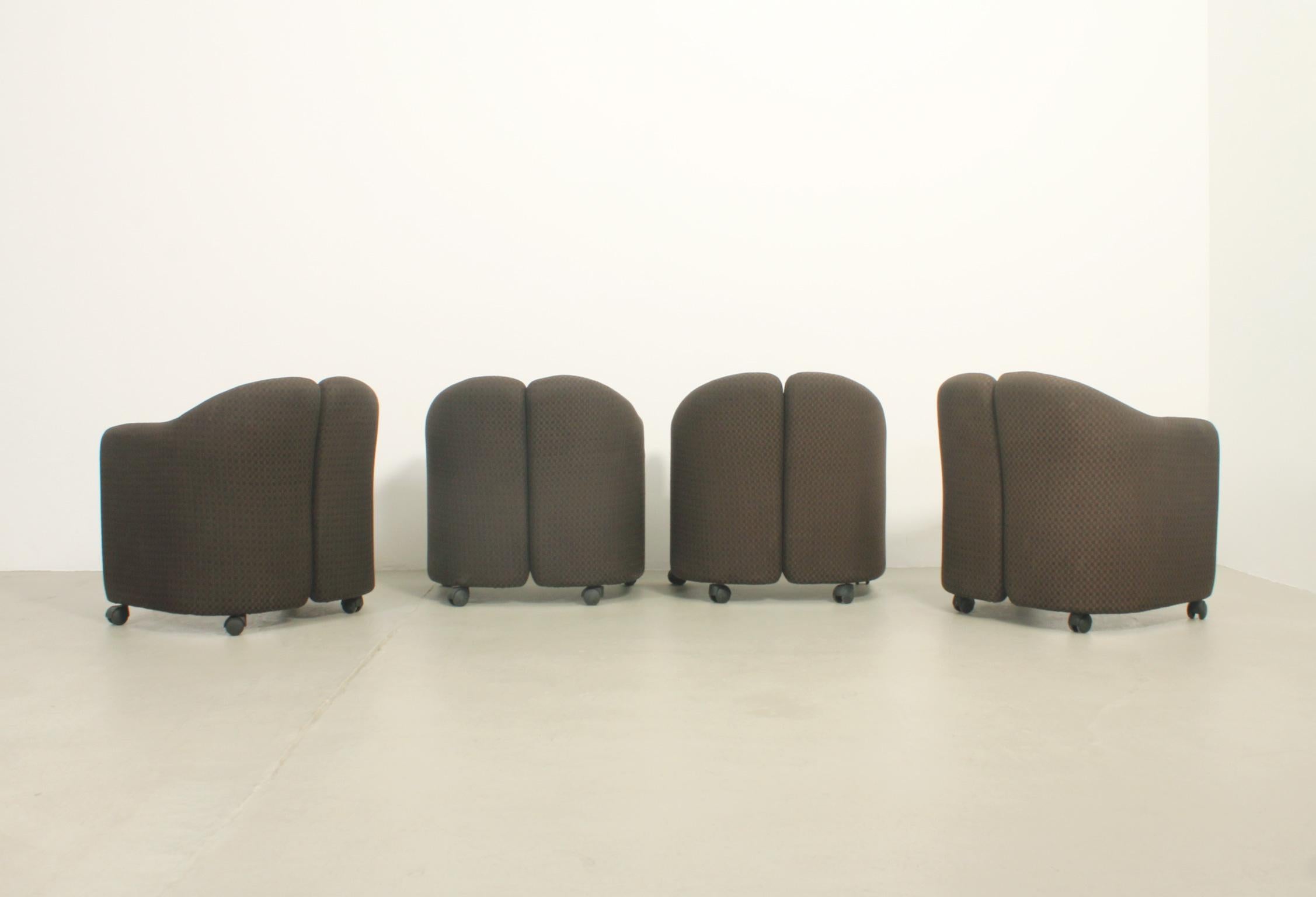 Set of Four PS142 Armchairs by Eugenio Gerli for Tecno, Italy For Sale 8