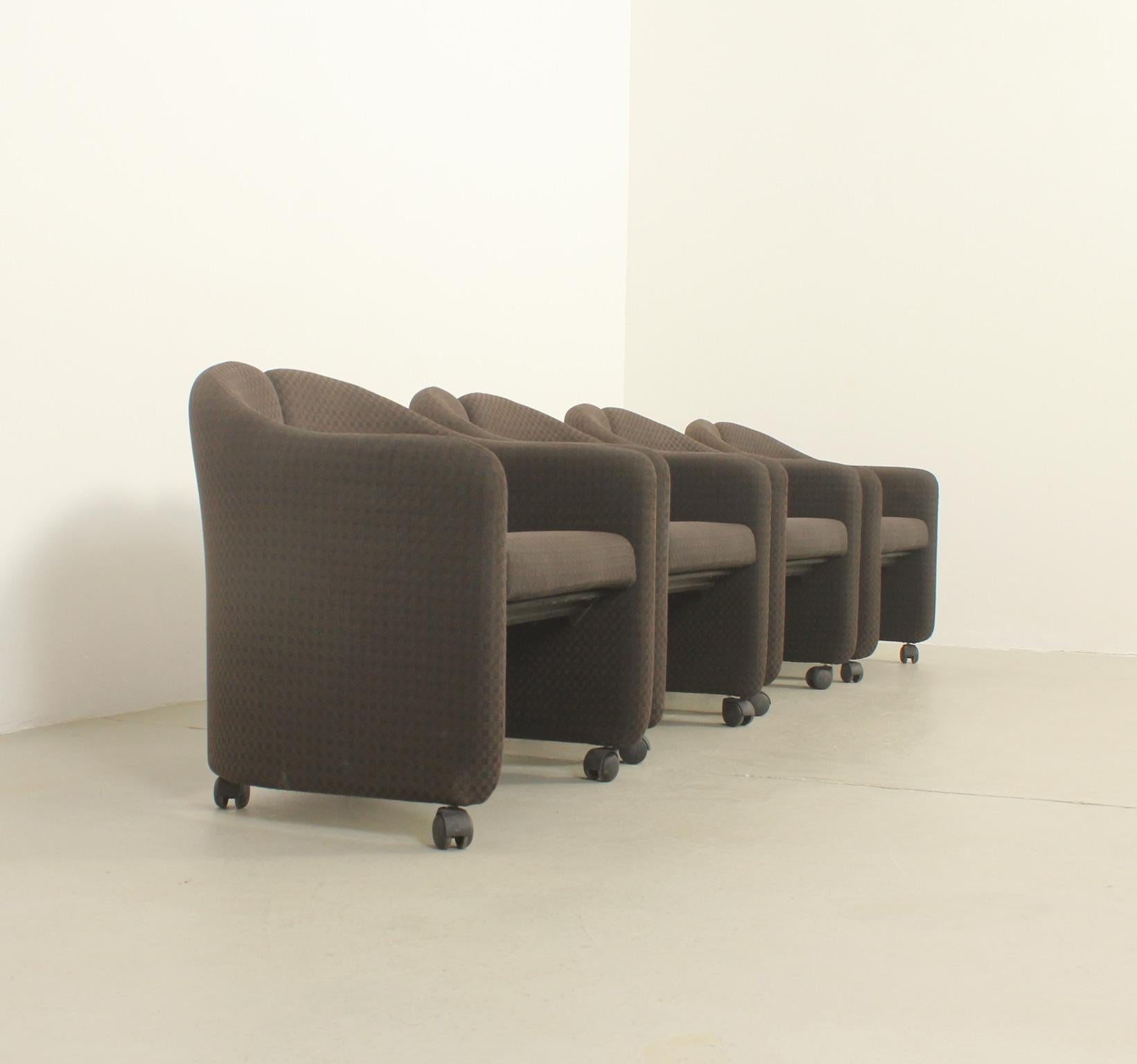 Set of Four PS142 Armchairs by Eugenio Gerli for Tecno, Italy For Sale 1