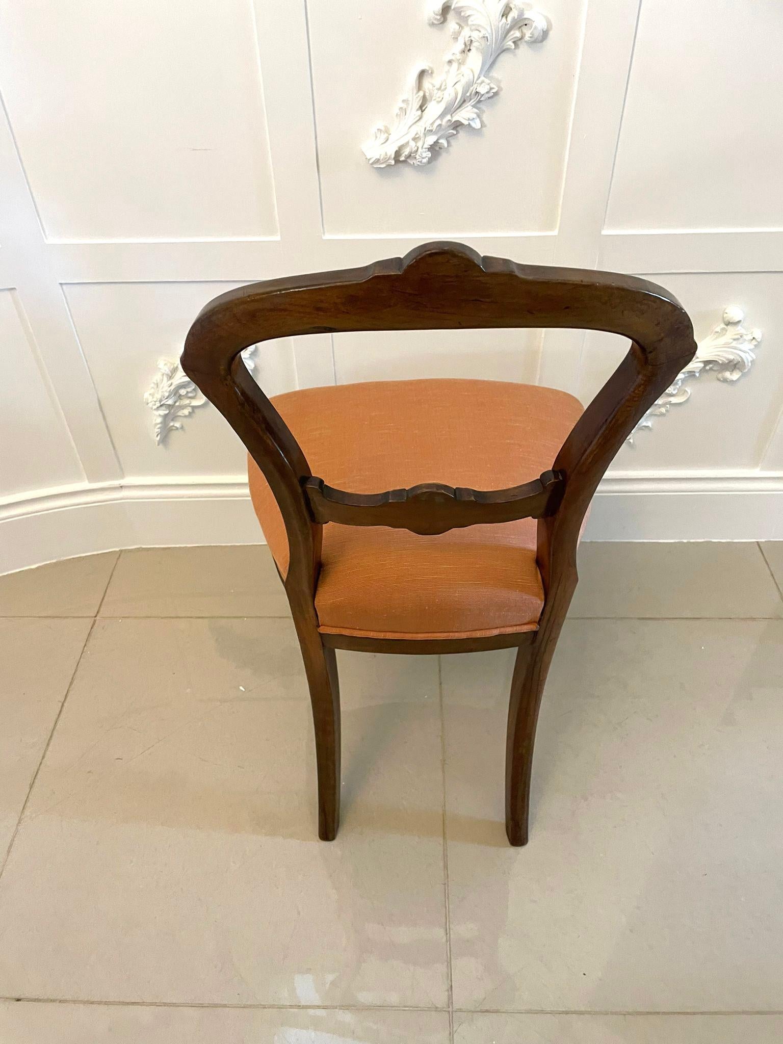 Set of Four Quality Antique Victorian Carved Walnut Dining Chairs In Good Condition For Sale In Suffolk, GB