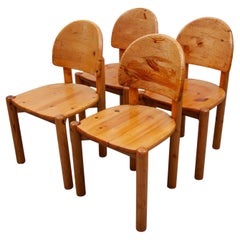 Juego de cuatro sillas de comedor Rainer Daumiller de pino fabricadas en Dinamarca, años 70