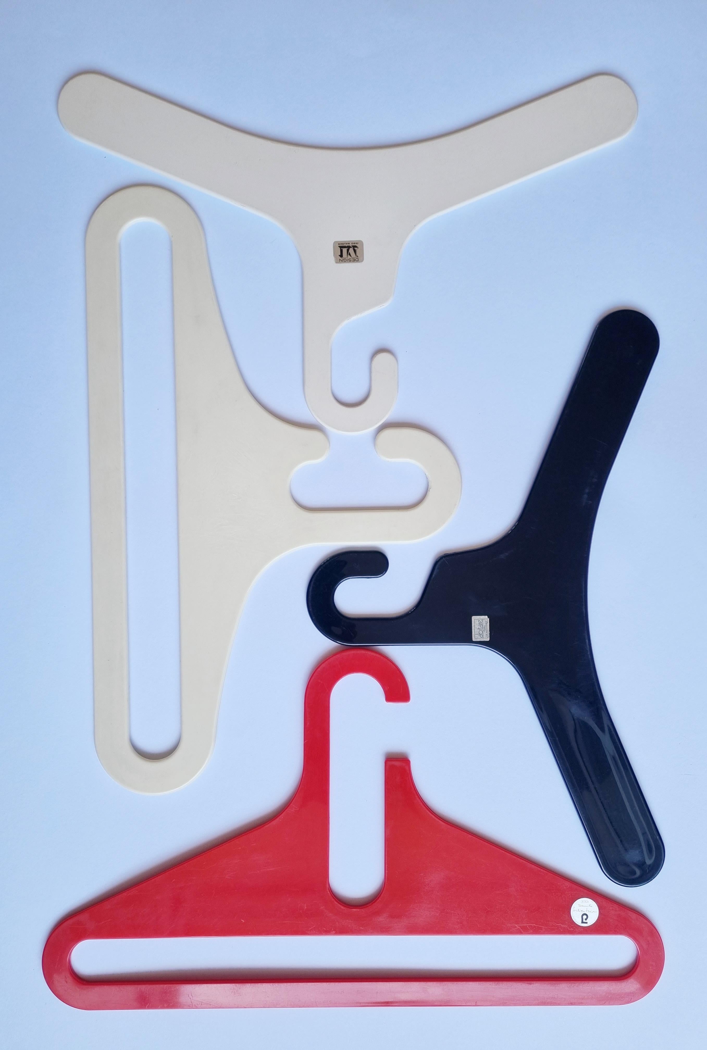 Set of Four Rare Coat Hangers, Ingo Maurer and Danilo Silvestrin, Italy, 1970s For Sale 5