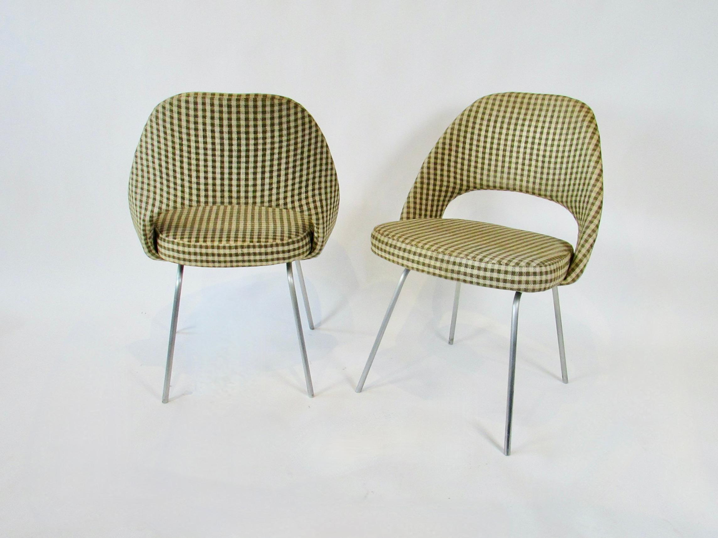 Mid-Century Modern Set of Four Rare Early Production Eero Saarinen for H.G. Knoll Dining Chairs For Sale