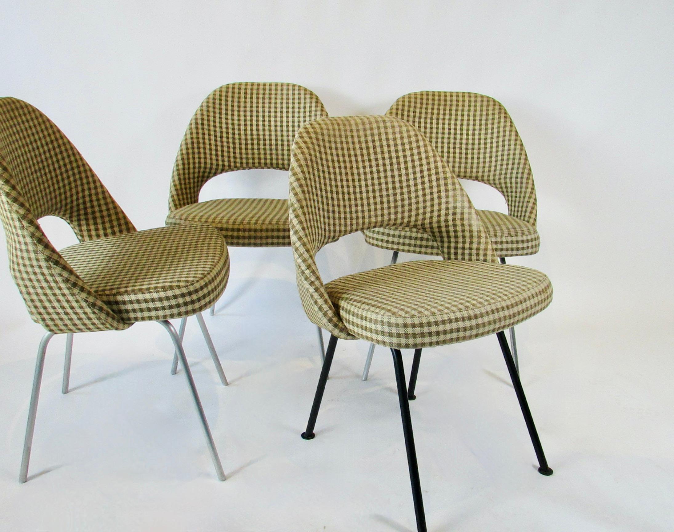Hand-Crafted Set of Four Rare Early Production Eero Saarinen for H.G. Knoll Dining Chairs For Sale