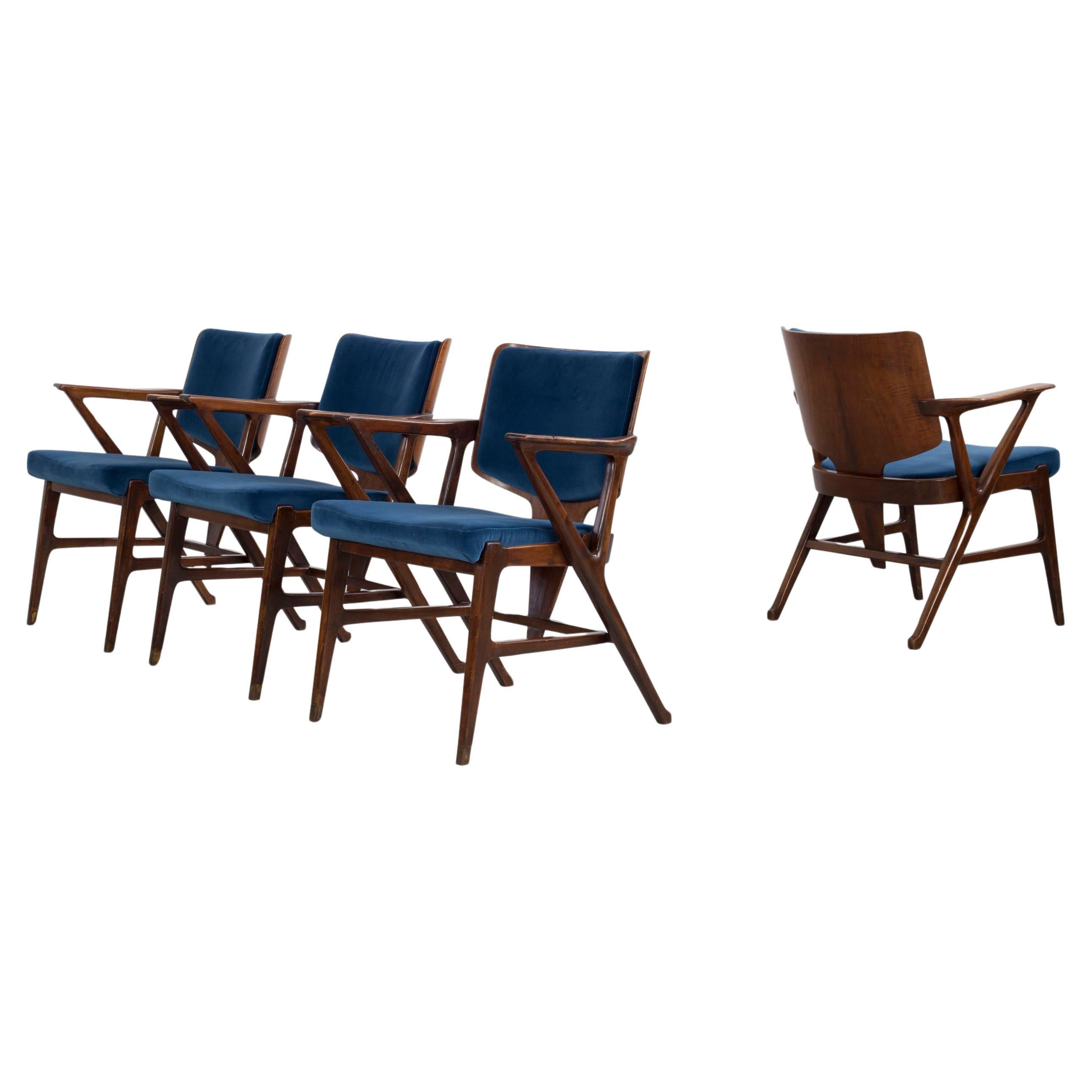 Conjunto de cuatro raros sillones de comedor "Enrico Ciuti", 1950 por F.lli Cassina