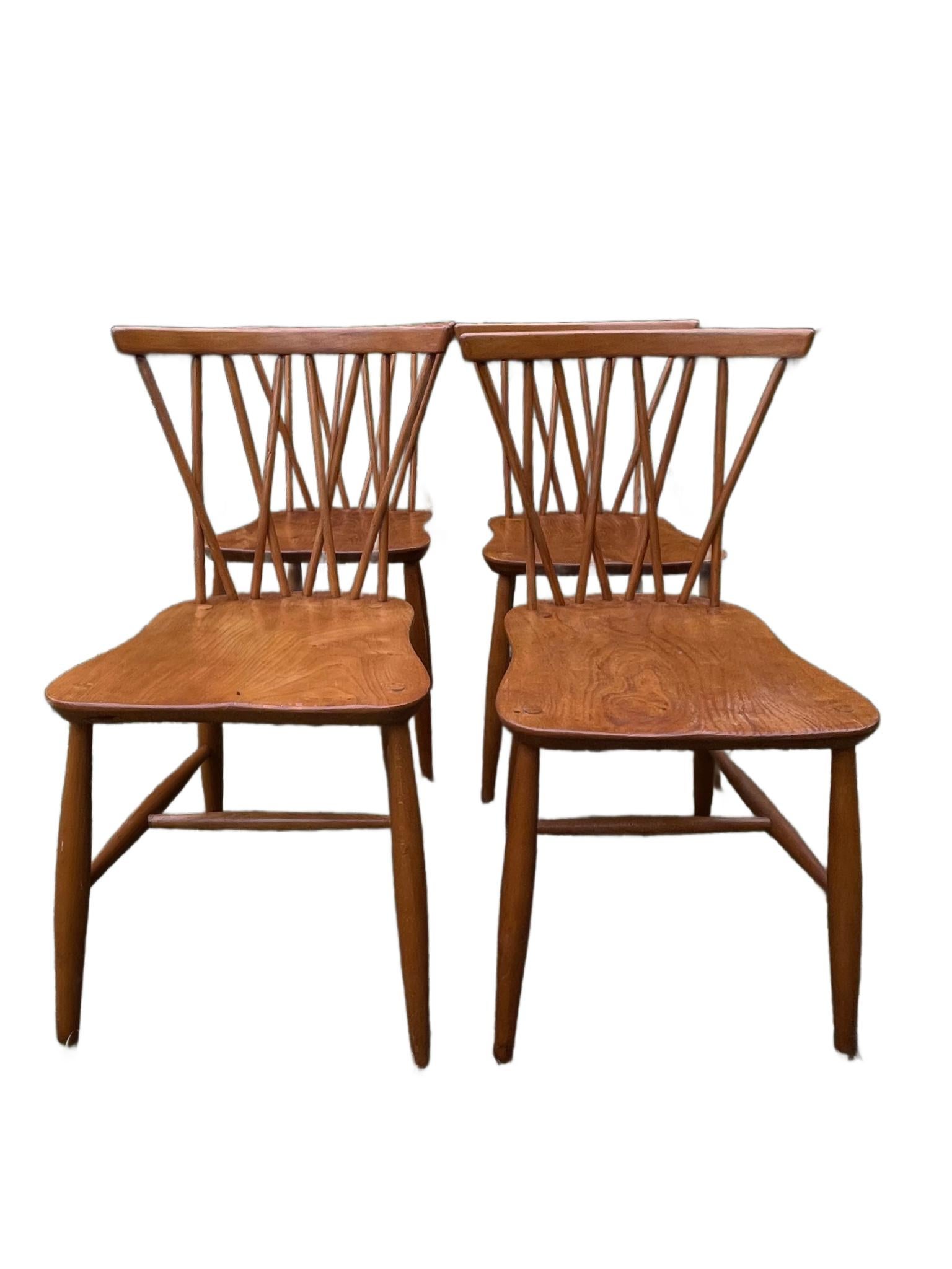 Set of Four Rare Ercol Candlestick Dining Chairs, Mid Century im Angebot 3
