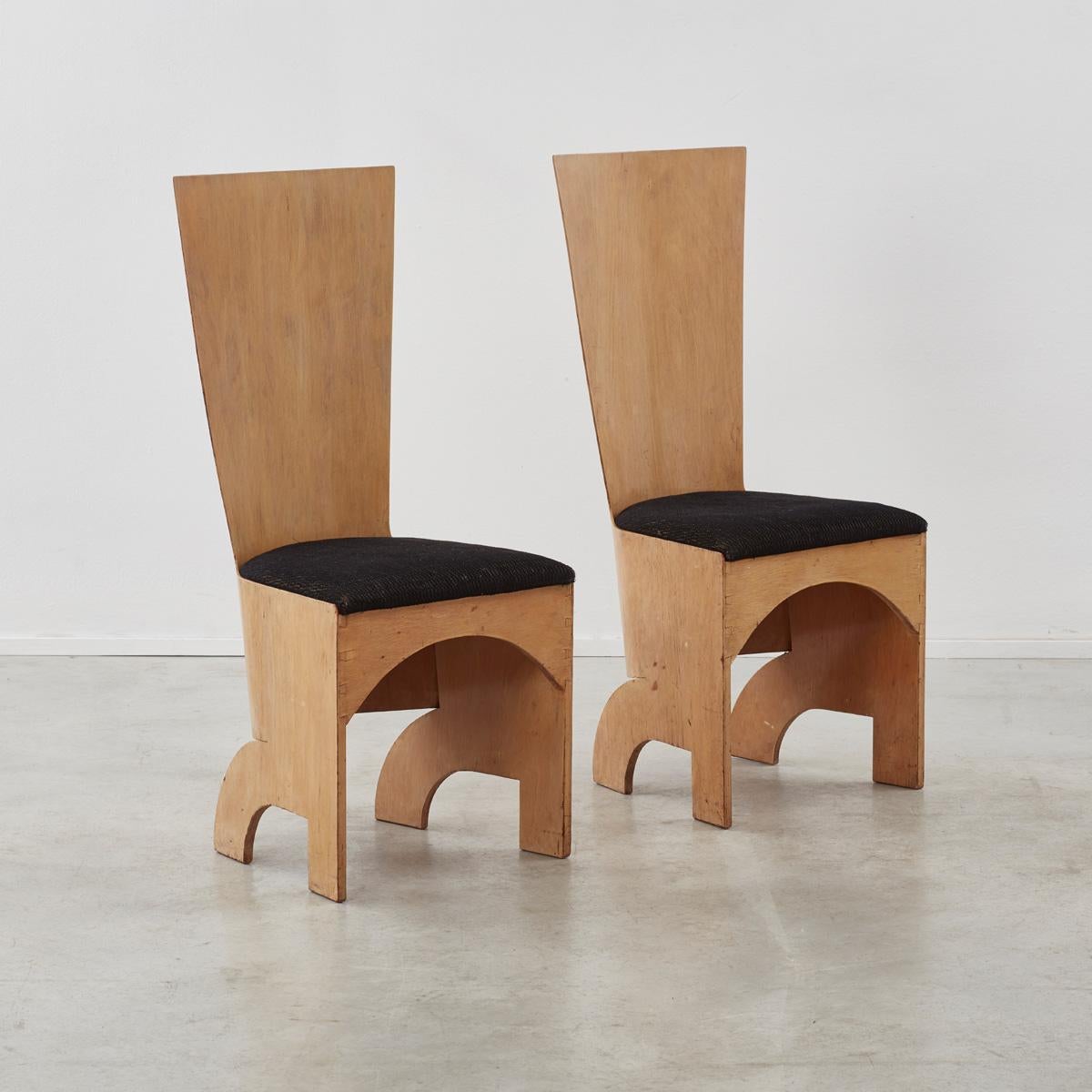 Britannique Ensemble rare de quatre chaises à haut dossier Gerald Summers, Royaume-Uni 1936 en vente