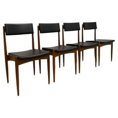 Set di quattro rare sedie da pranzo del Medioevo, Danimarca, anni '70