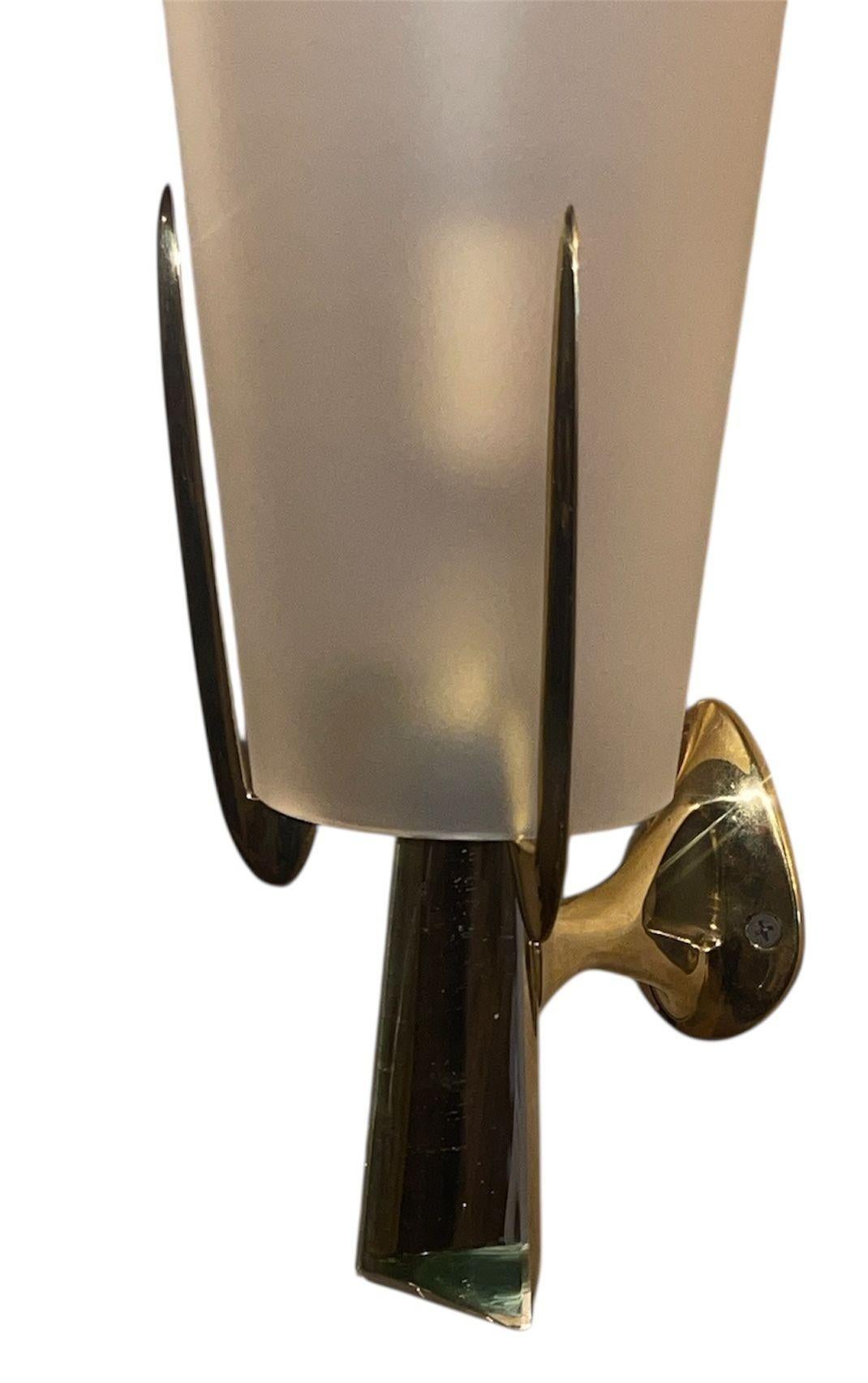 Satz von vier seltenen Wandleuchtern von Max Ingrand für Fontana Arte, Italien, 1959. 5