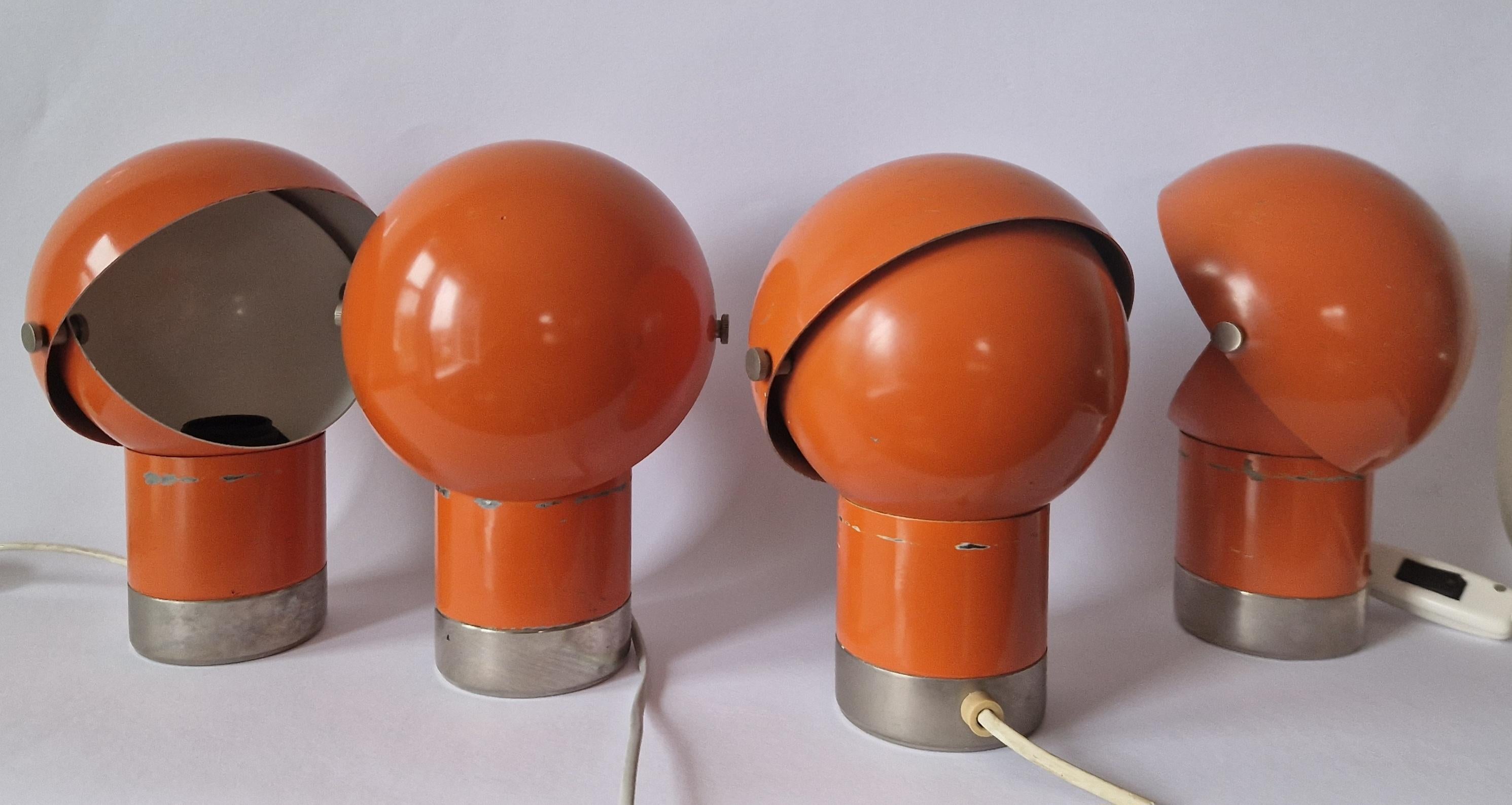 Juego de cuatro raras lámparas de mesa Astronauta Kamenicky Senov, Spaec Age, 1970s Moderno de mediados de siglo en venta