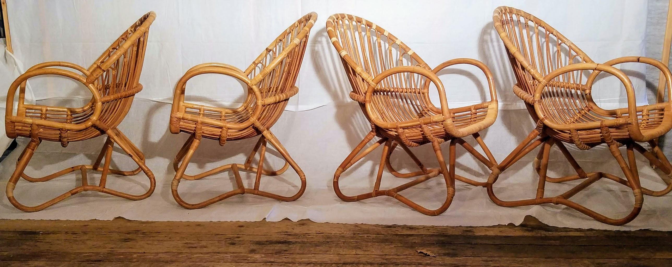 Dutch Four Rattan Lounge Chairs with Center Table Dirk van Sliedregt, 1960s