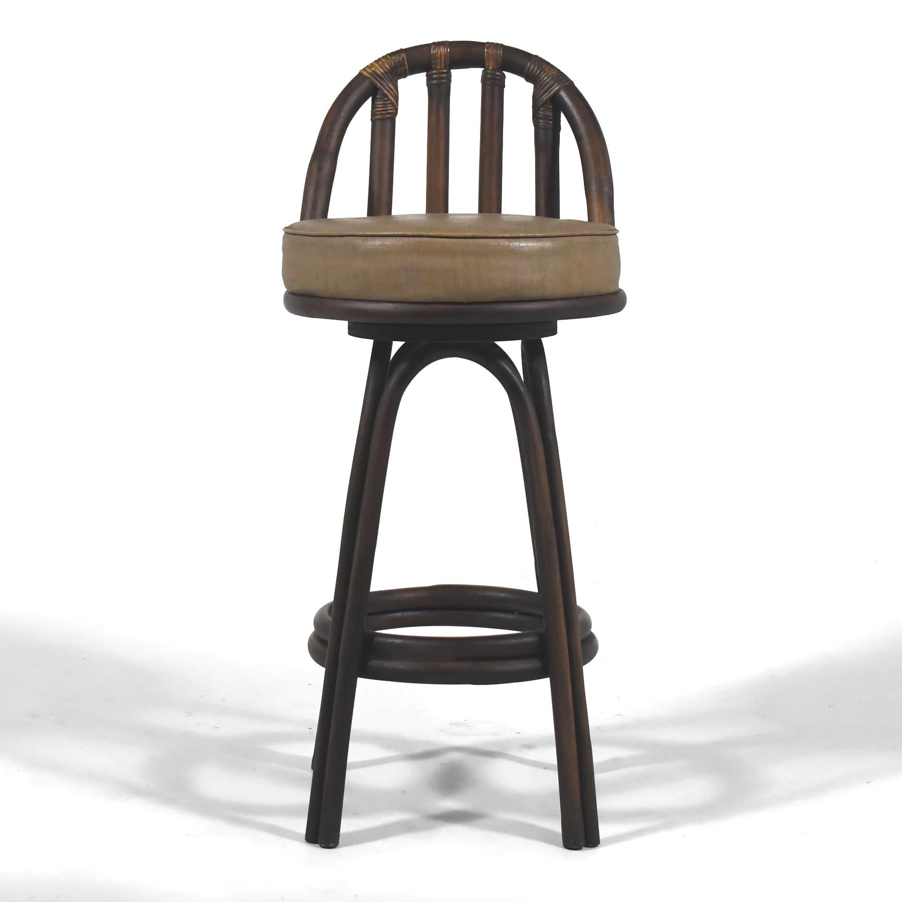 Late 20th Century Set of Four Rattan Organic Modern Swivel Bar Stools For Sale