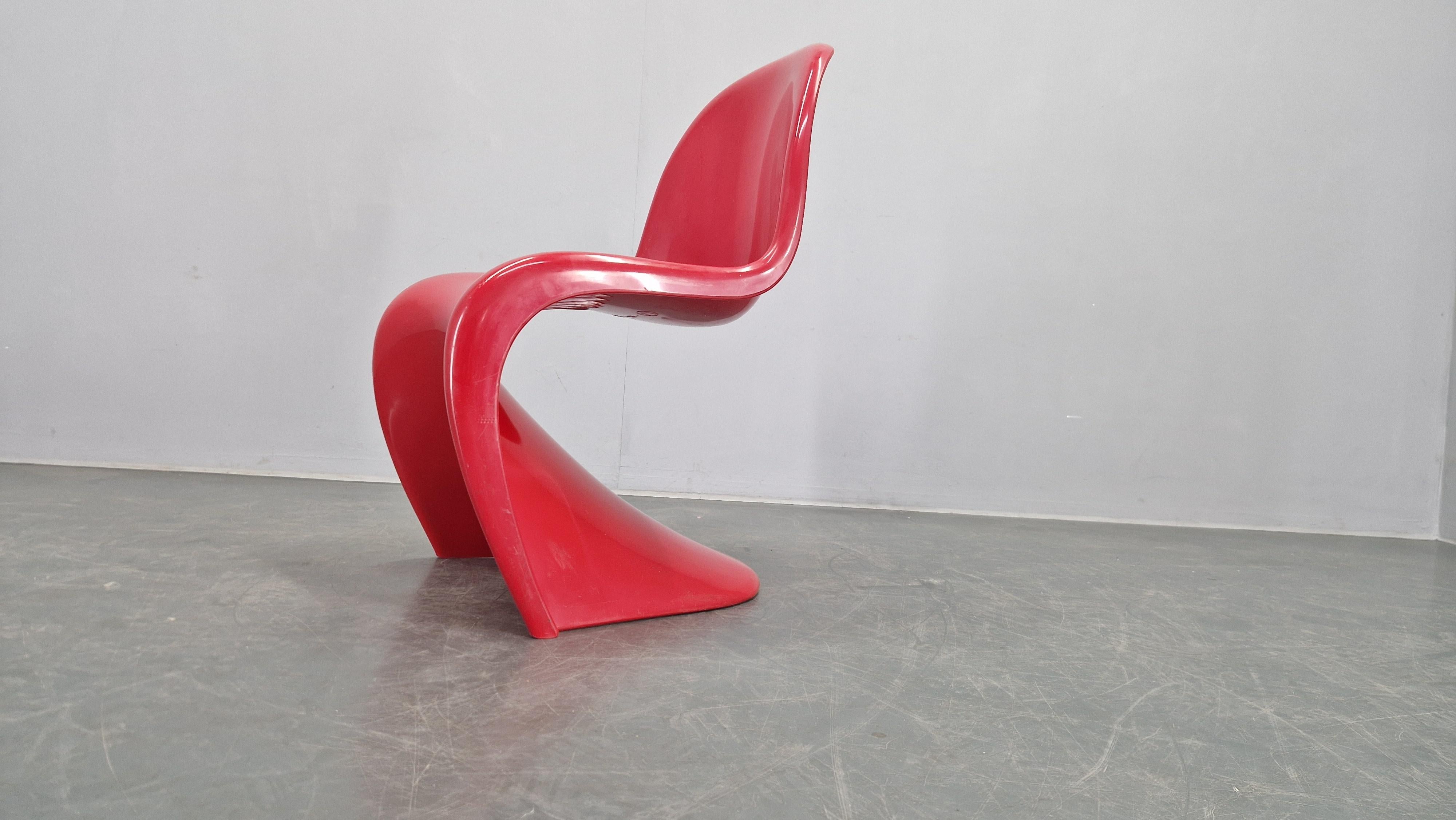 Fine XX secolo Set di quattro sedie rosse di Verner Panton per Herman Miller/Fehlbaum, anni '70 in vendita
