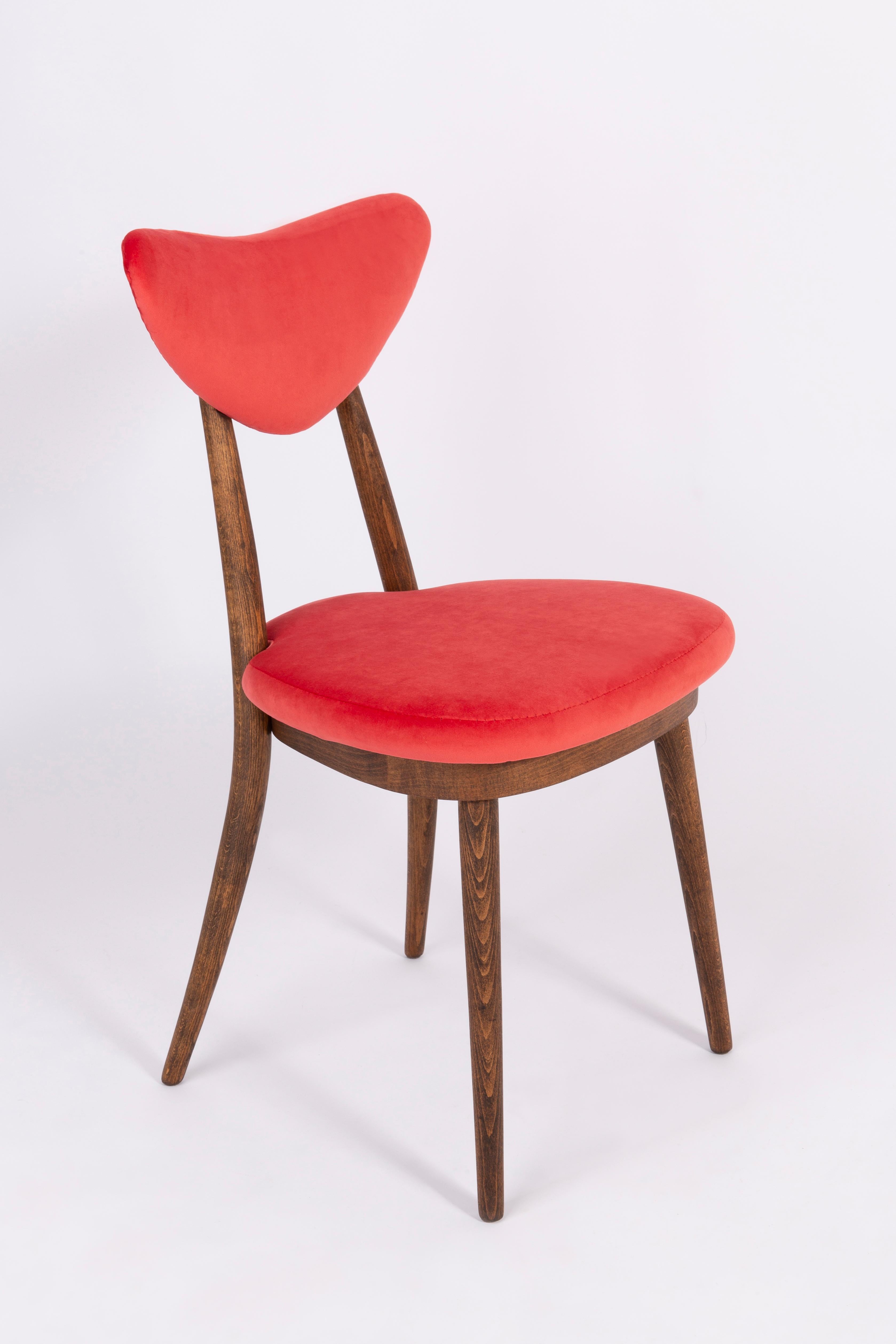 Set of Four Red Heart Chairs, Poland, 1960s For Sale 6