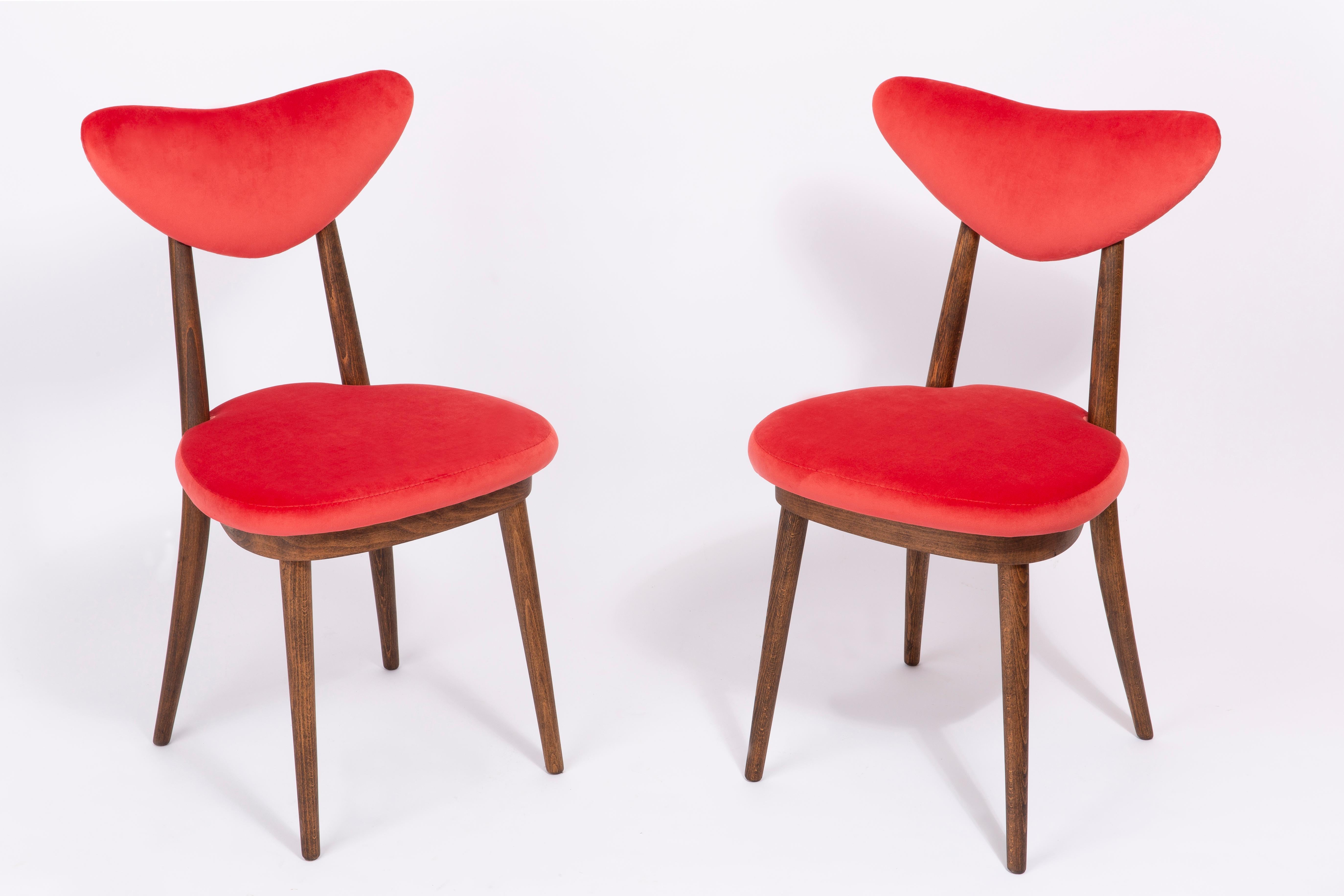 Mid-Century Modern Set of Four Red Heart Chairs, Poland, 1960s For Sale