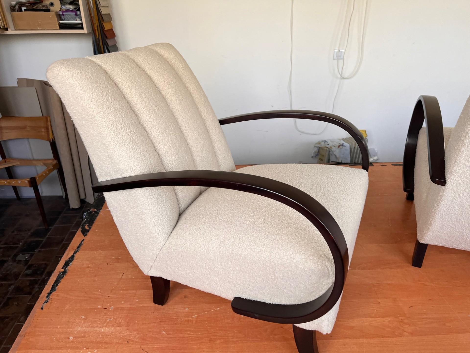 Art déco Ensemble de quatre chaises remises à neuf en vente