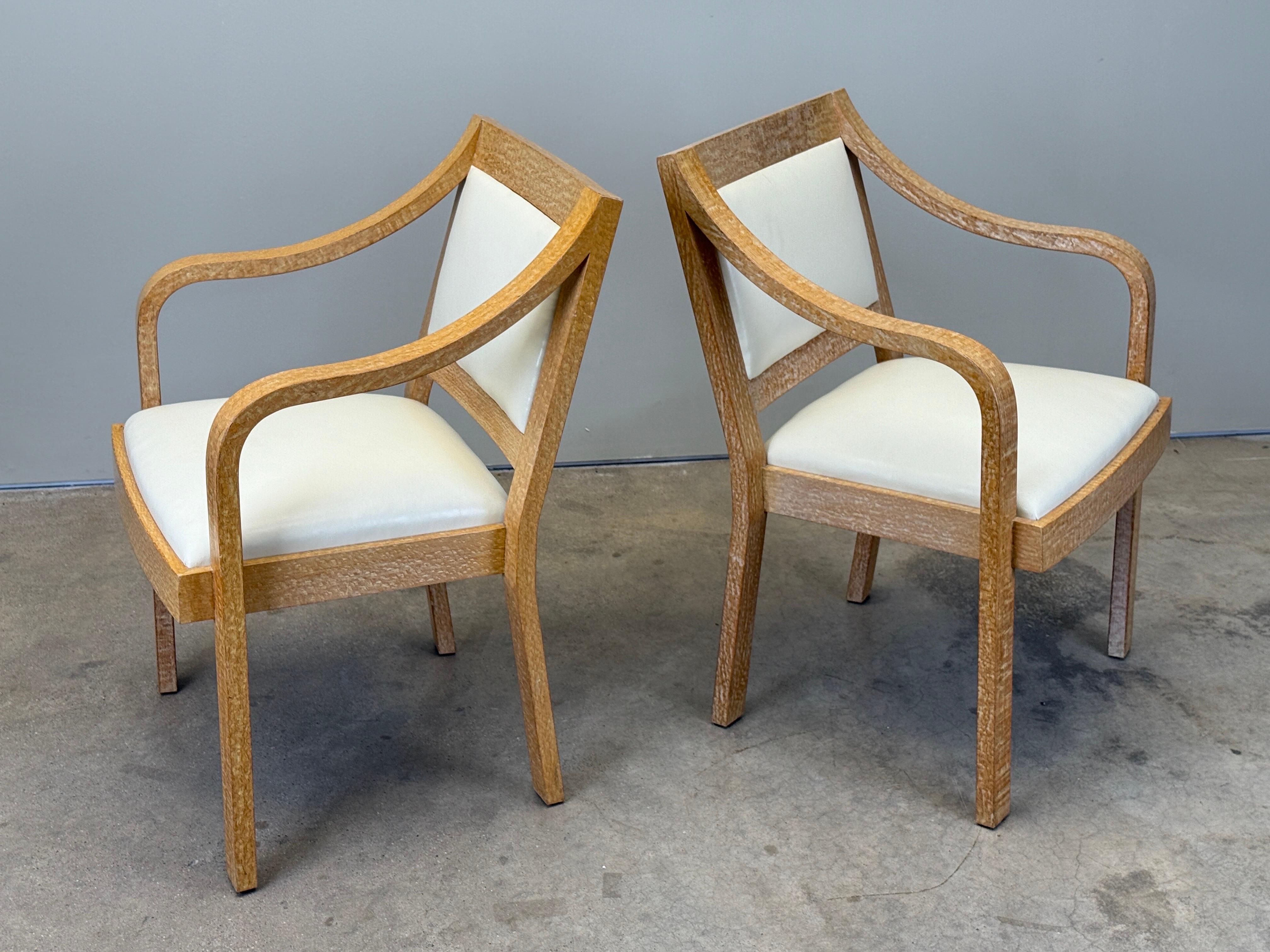 Juego de cuatro sillones 