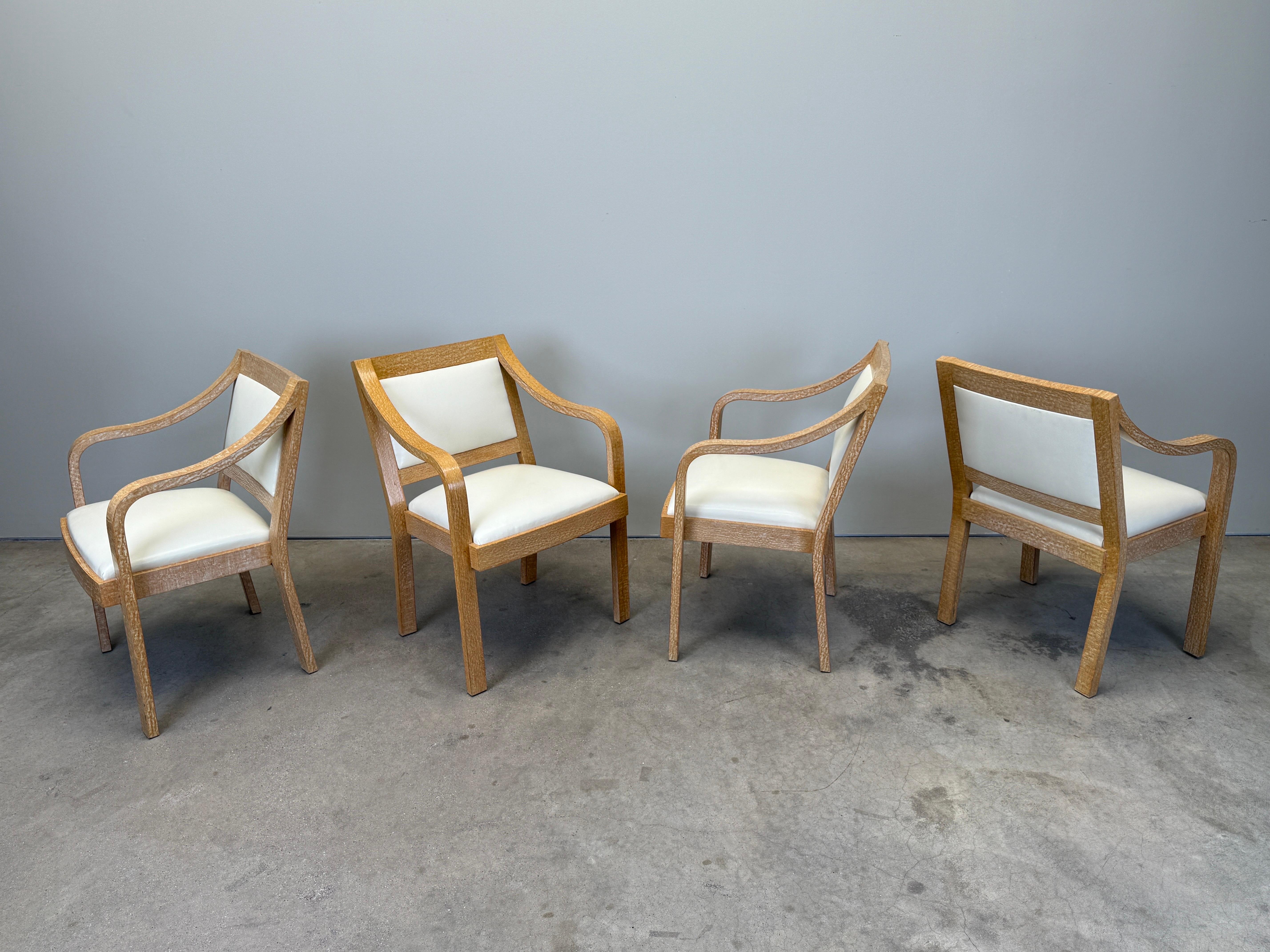 Juego de cuatro sillones 