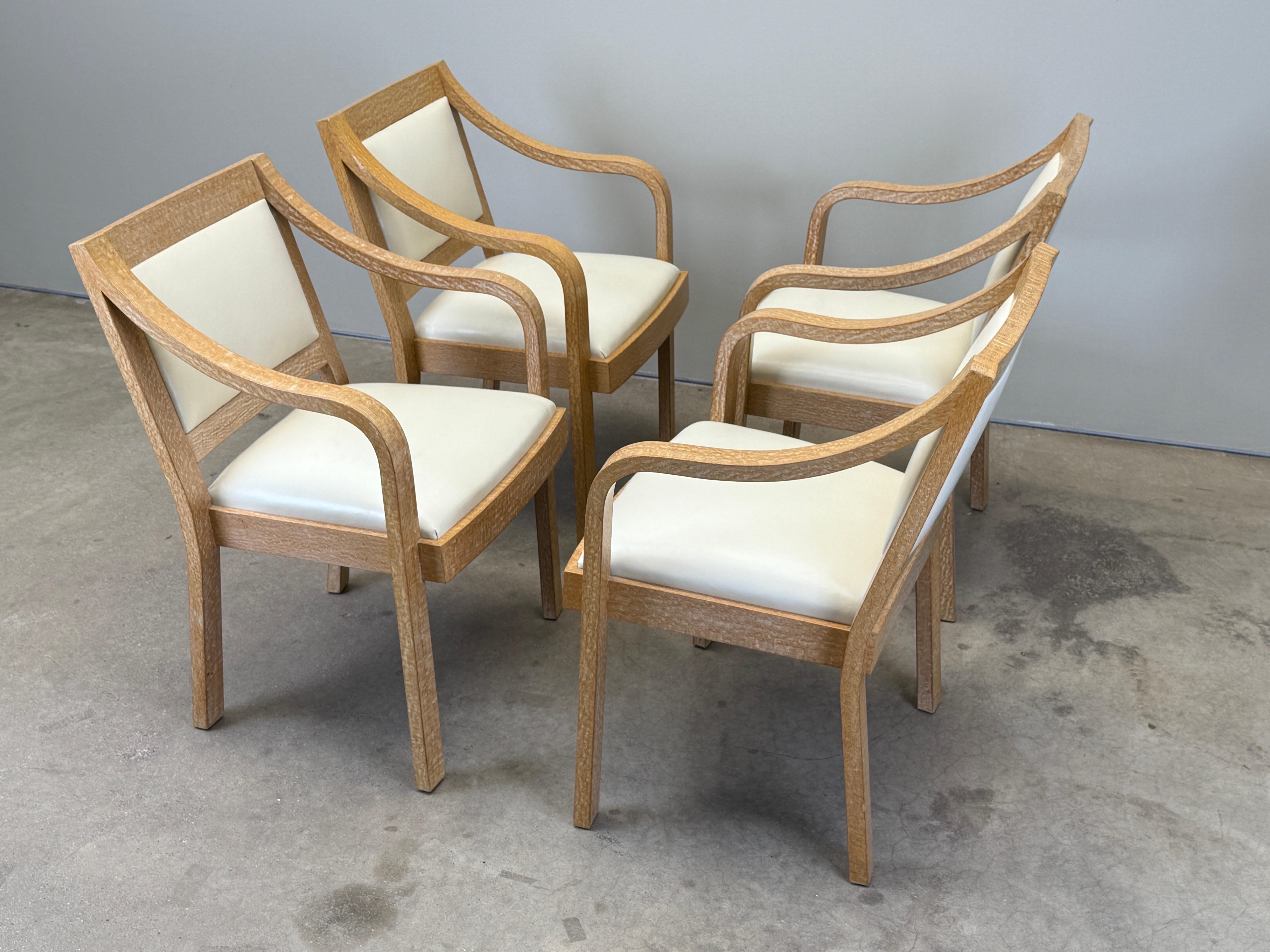Juego de cuatro sillones 