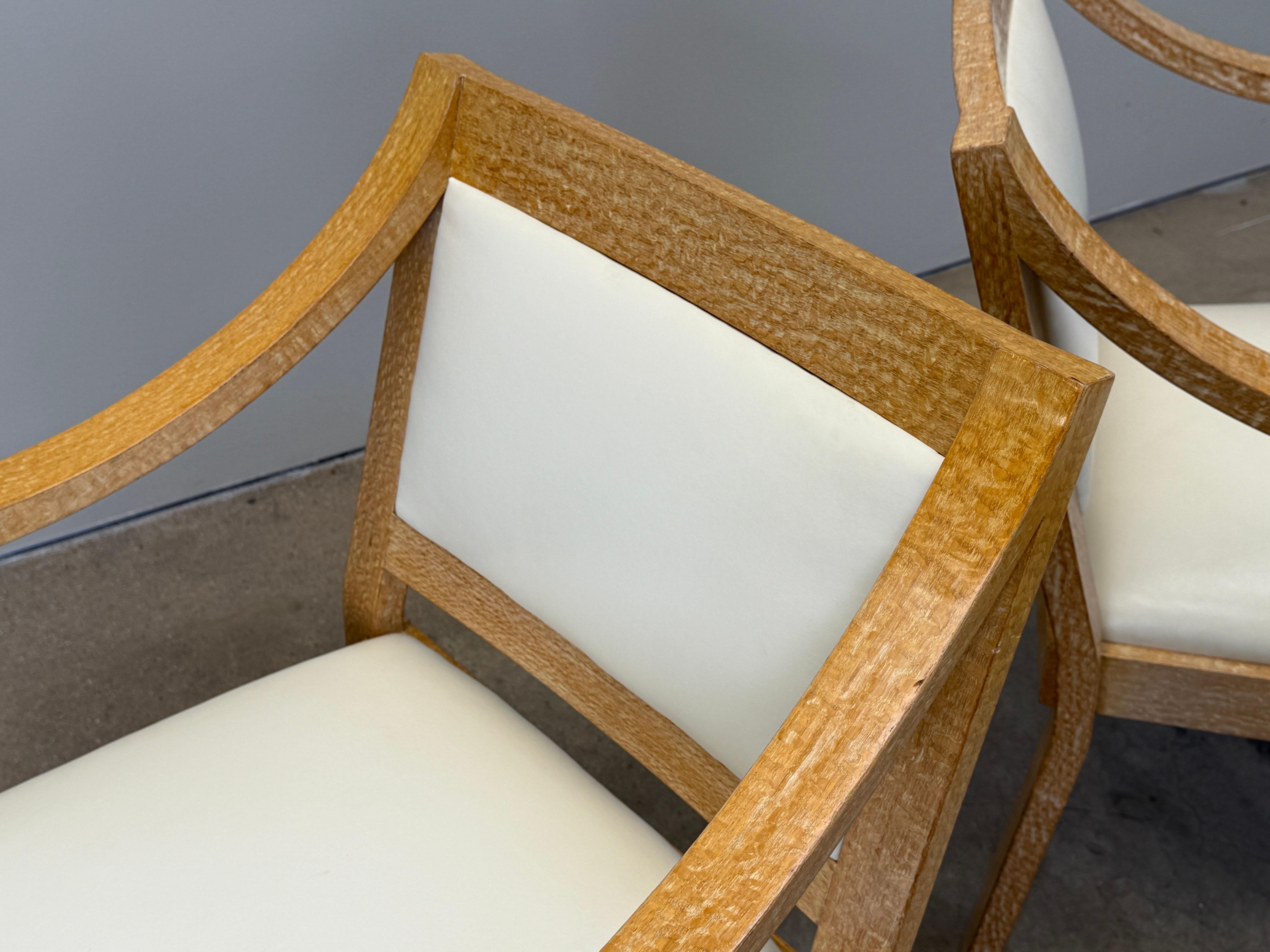 Juego de cuatro sillones 