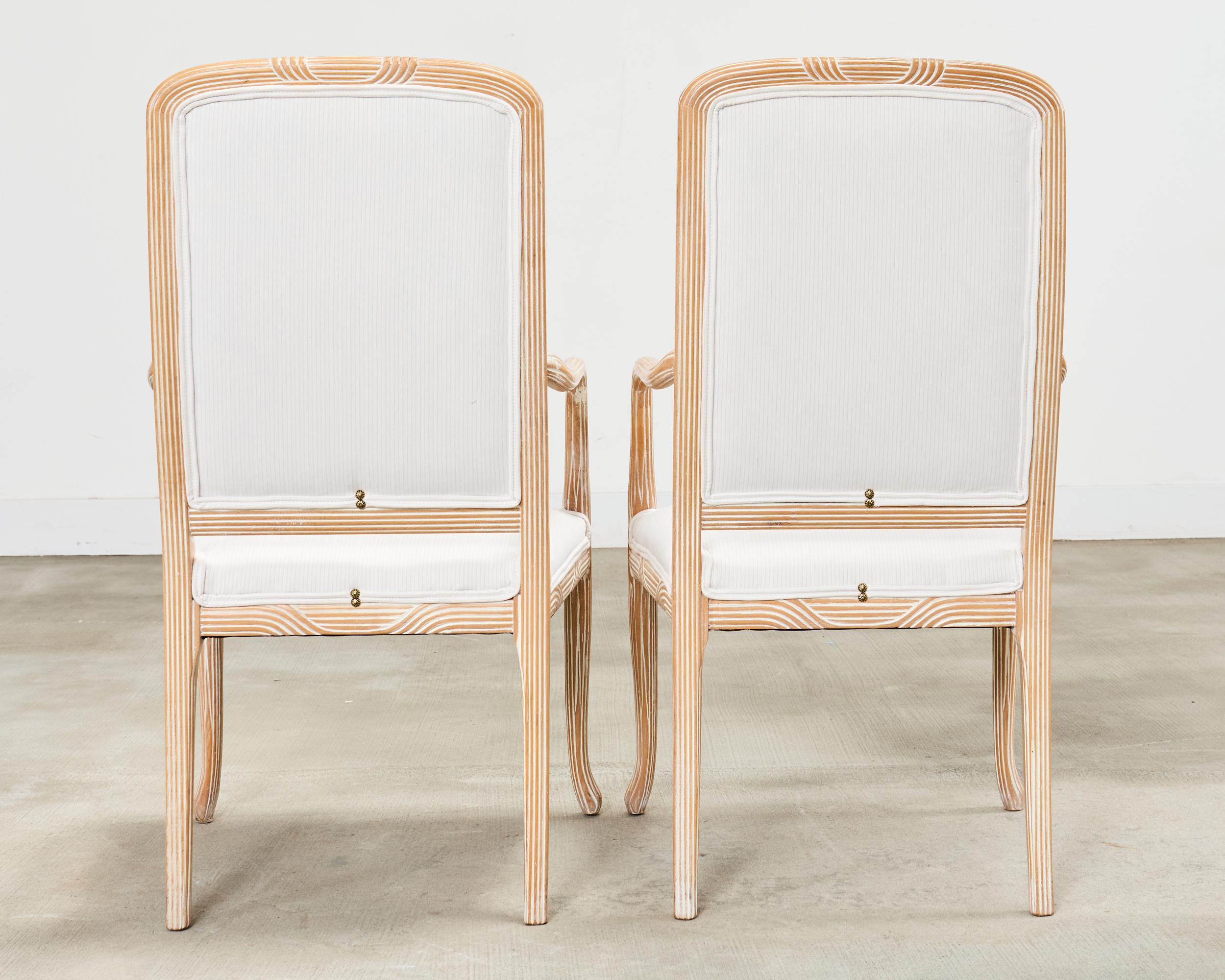Juego de cuatro sillas de comedor de abedul rubio cerúleo estilo Regencia en venta 11