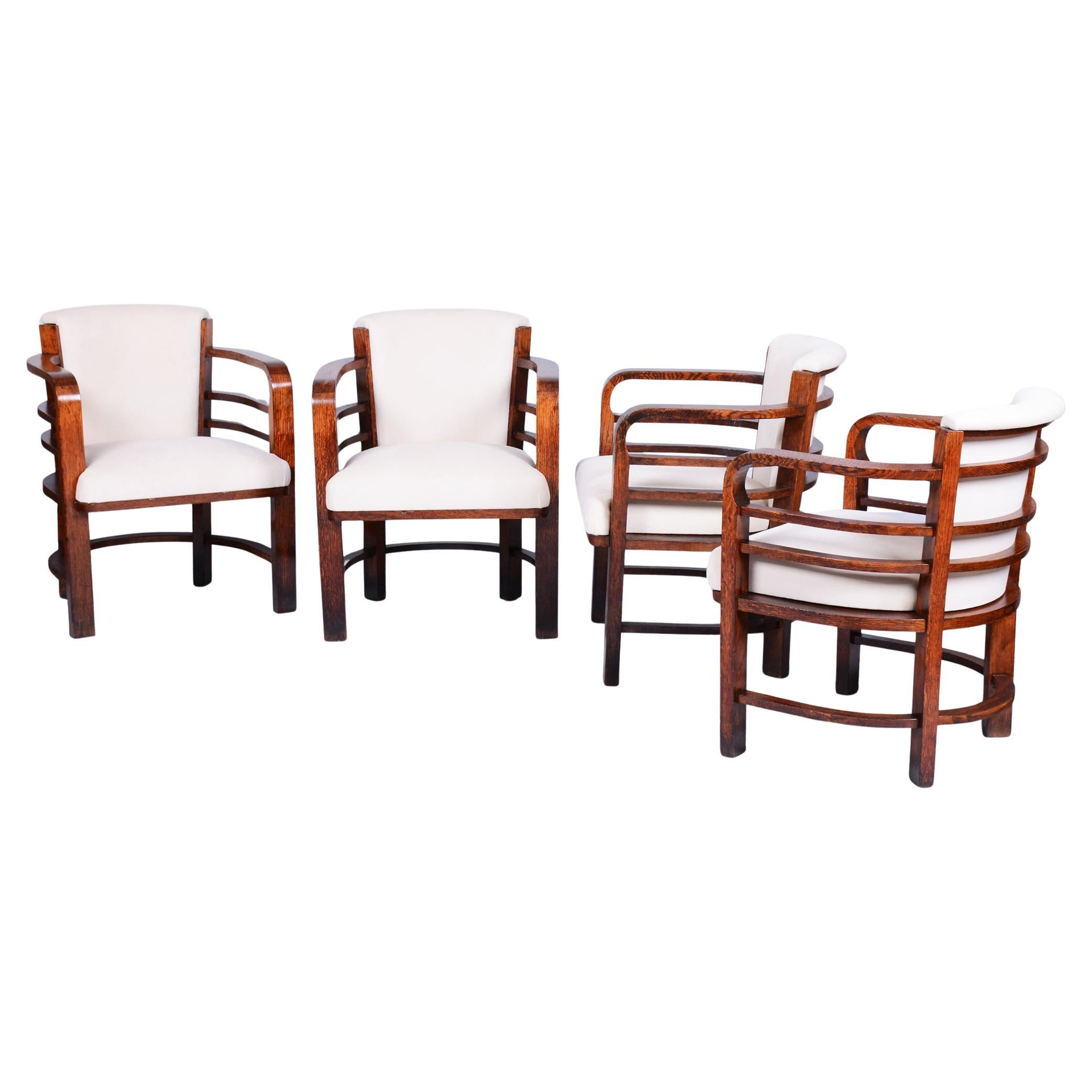 Juego de cuatro sillones art déco restaurados, de O. Wagner, roble, Austria, década de 1910 en venta