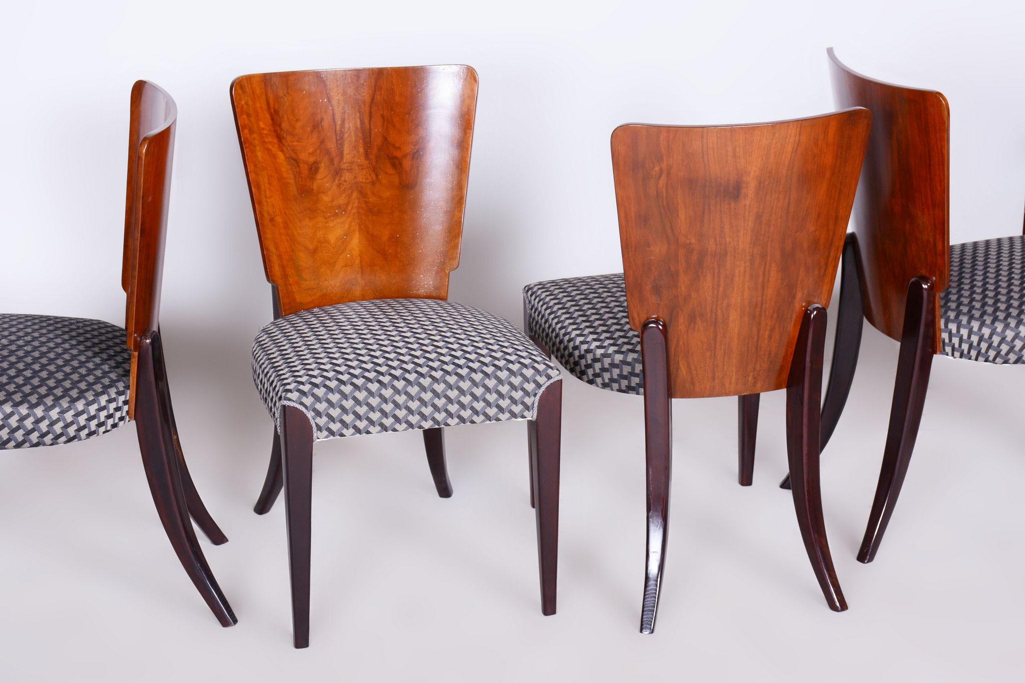 Set of Four Restored ArtDeco Chairs, Halabala, UP Zavody, Beech, Czechia, 1930s In Good Condition For Sale In Horomerice, CZ